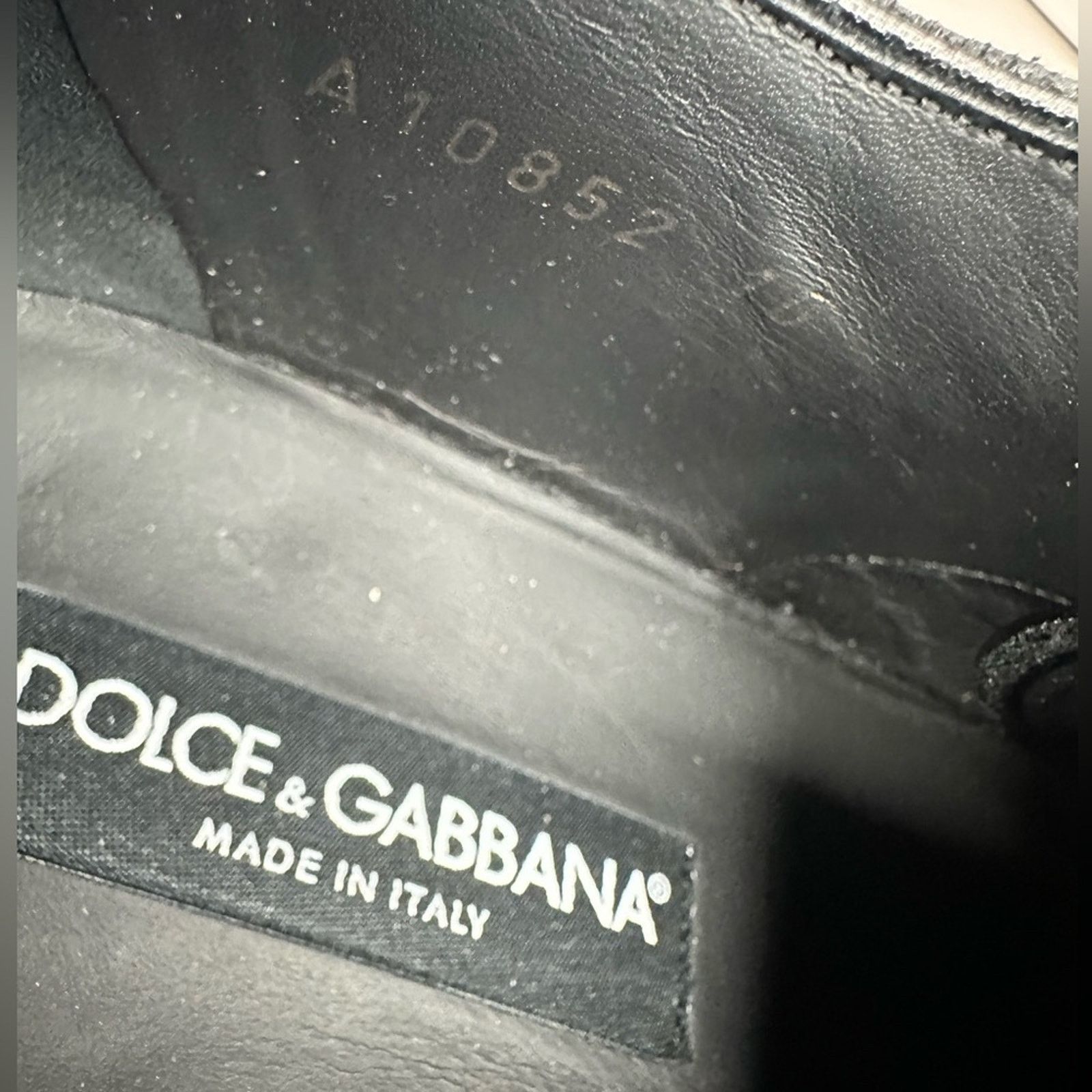 Dolce & Gabbana Black Grained Calf-skin Derby Shoes US 10 Lace Vibram Sole Size US 10 / EU 43 - 12 Thumbnail