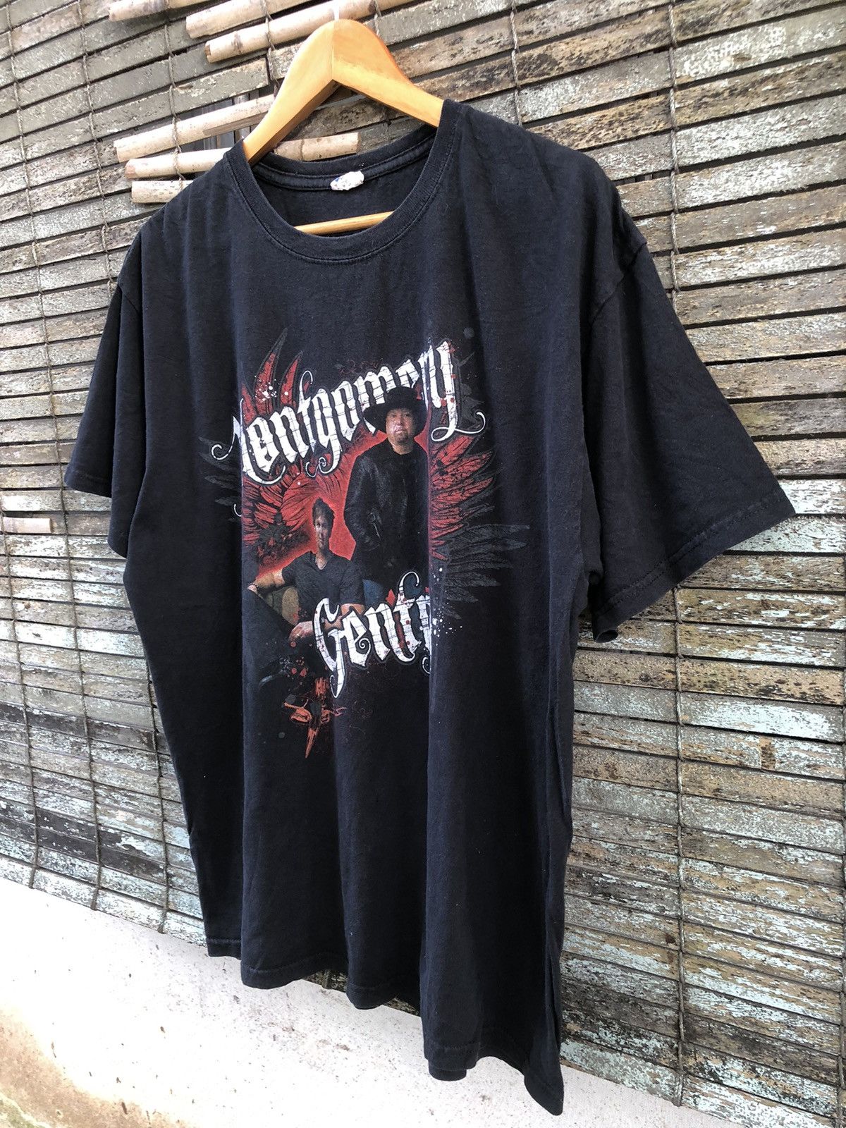 Band Tees × Vintage Vintage Y2K American Country Montgomery Gentry Tour Tee Size US XL / EU 56 / 4 - 4 Thumbnail