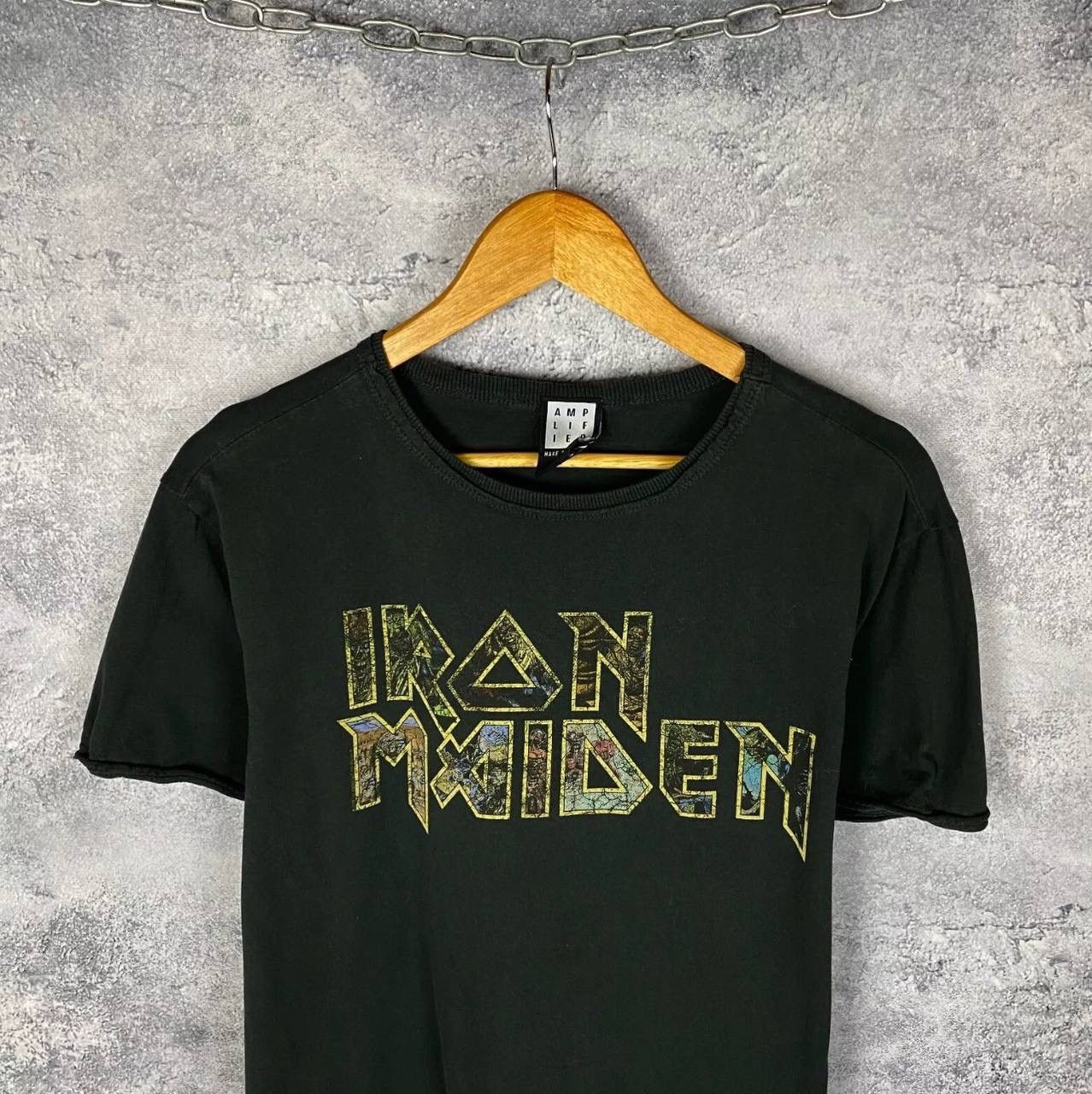 Band Tees × Iron Maiden Iron Maiden Tee Men's Size L Black Short Sleeve Size US L / EU 52-54 / 3 - 2 Thumbnail