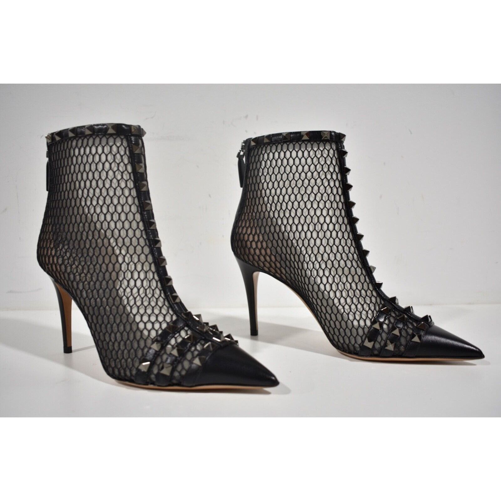 Valentino Valentino Rockstud Black Mesh Leather Stud Heel Pointed Size US 7 / IT 37 - 4 Thumbnail