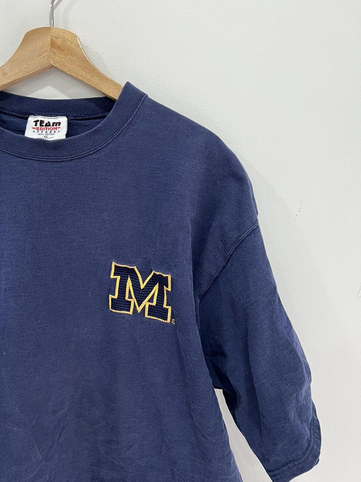 Vintage Vintage 90s Michigan Wolverines Tee Shirt Size US XL / EU 56 / 4 - 2 Thumbnail