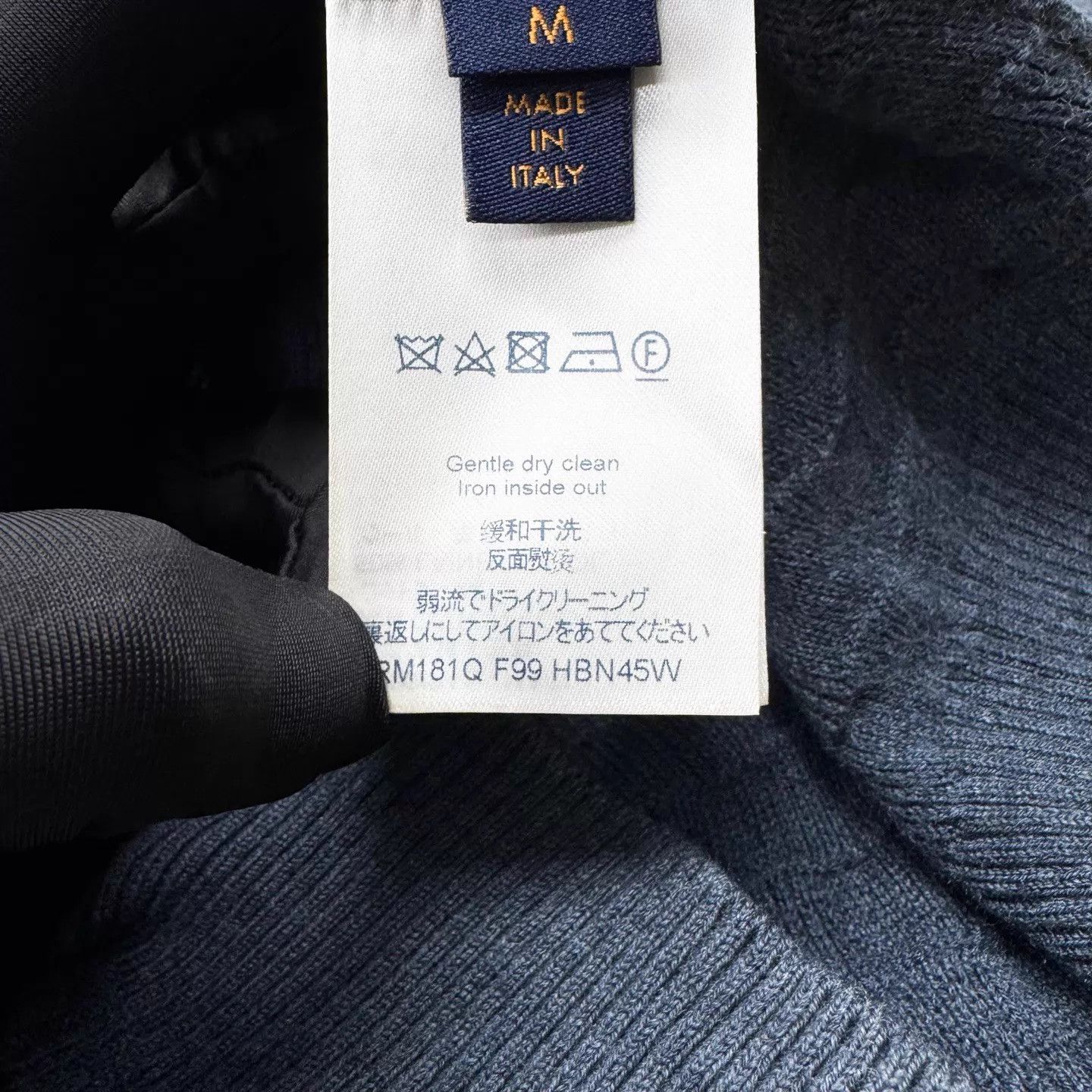 Louis Vuitton LV Navy All Over Monogram Hem Patch Logo Wool Sweater M Size US M / EU 48-50 / 2 - 6 Thumbnail