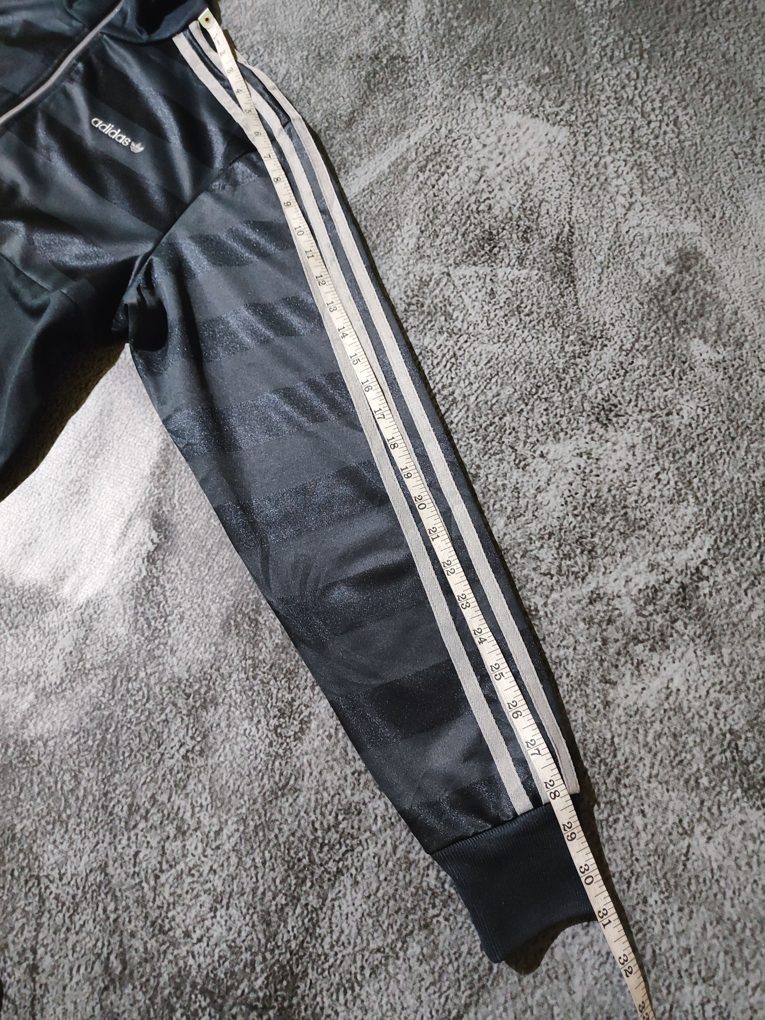 Adidas Vintage Adidas World Wide Track Jacket (Rare) Size US M / EU 48-50 / 2 - 11 Thumbnail