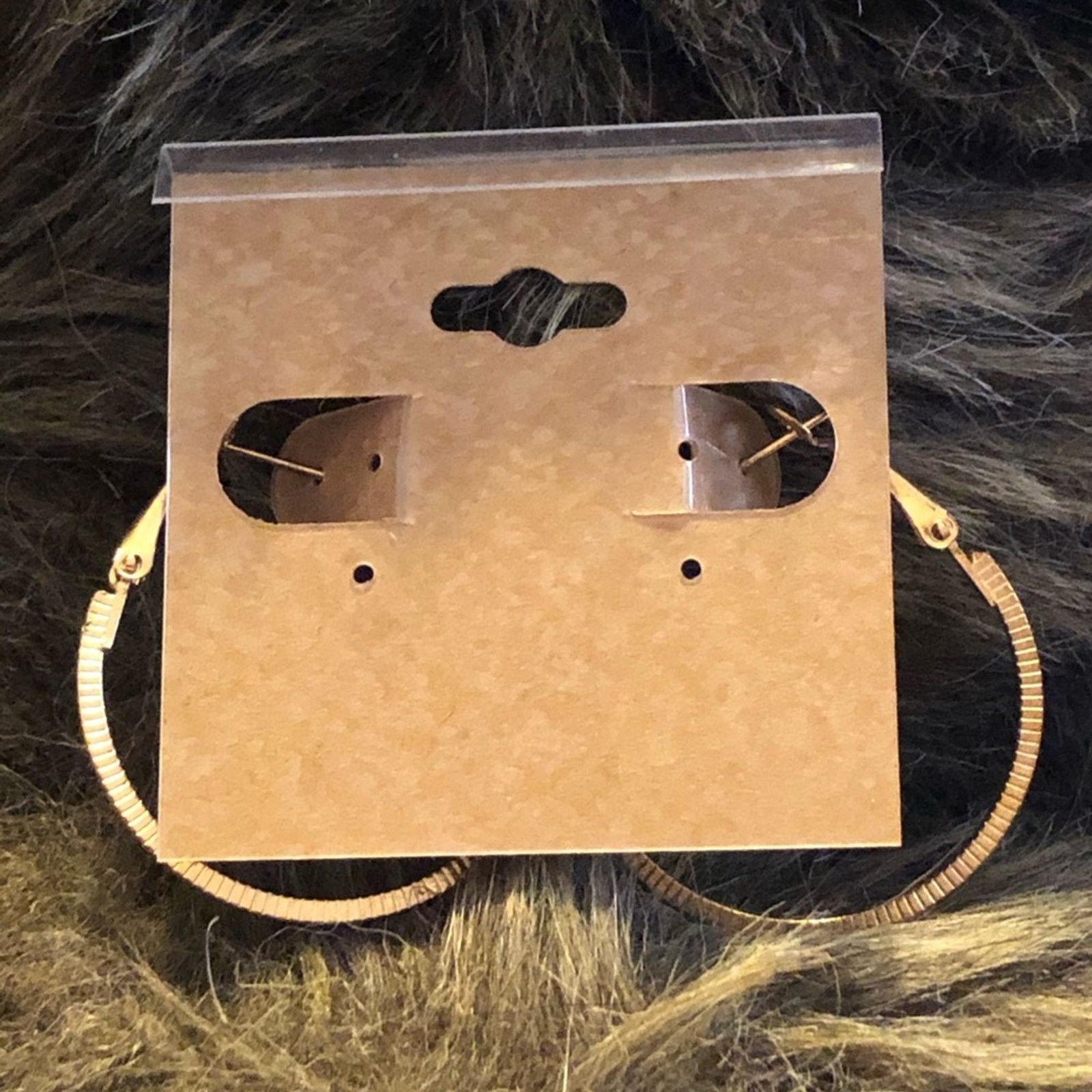 Jewelry Gold plated textured omega back hoop earrings Size ONE SIZE - 2 Thumbnail