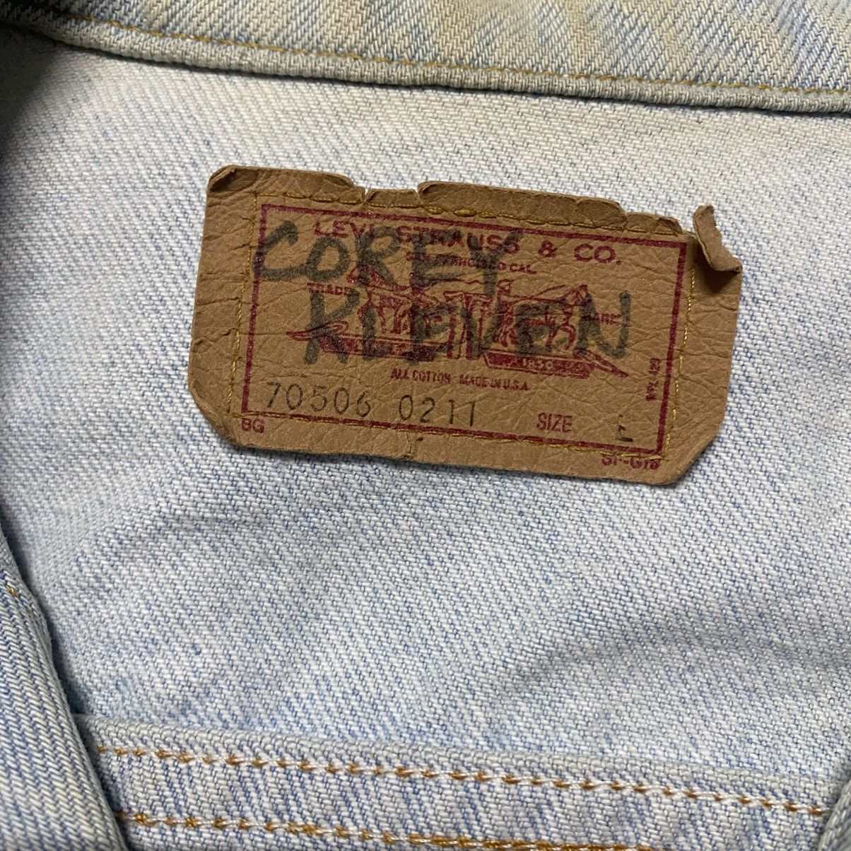 Levi's Vintage Levis 70506 Denim Trucker Jacket Distressed Faded Size US L / EU 52-54 / 3 - 18 Thumbnail