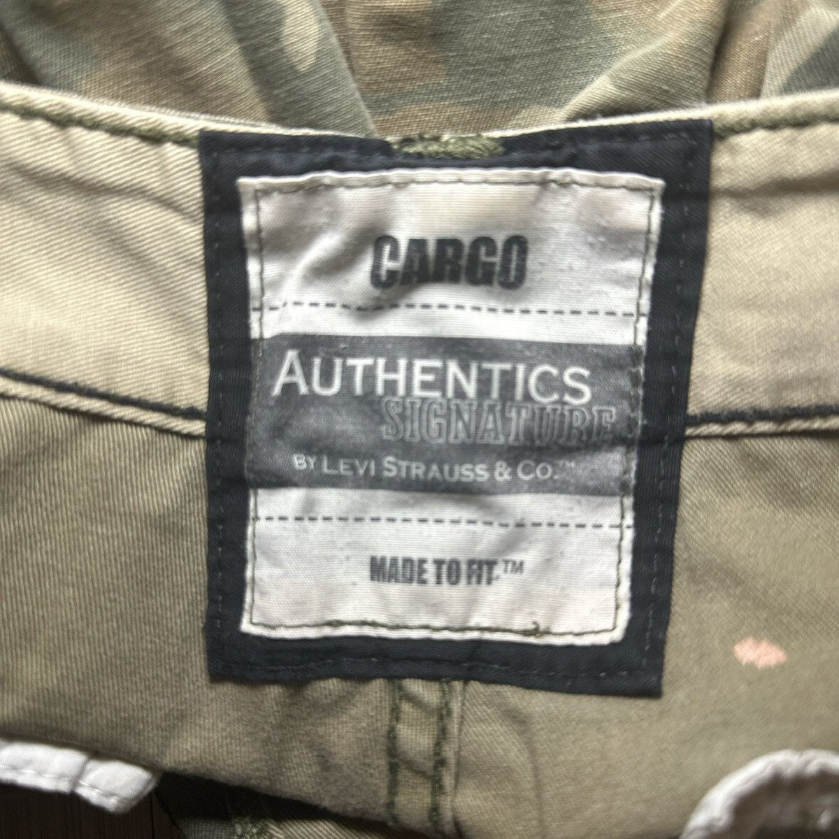 Levi's × Levi's Vintage Clothing Vintage Levi Cargo camo shorts Size US 31 - 3 Thumbnail