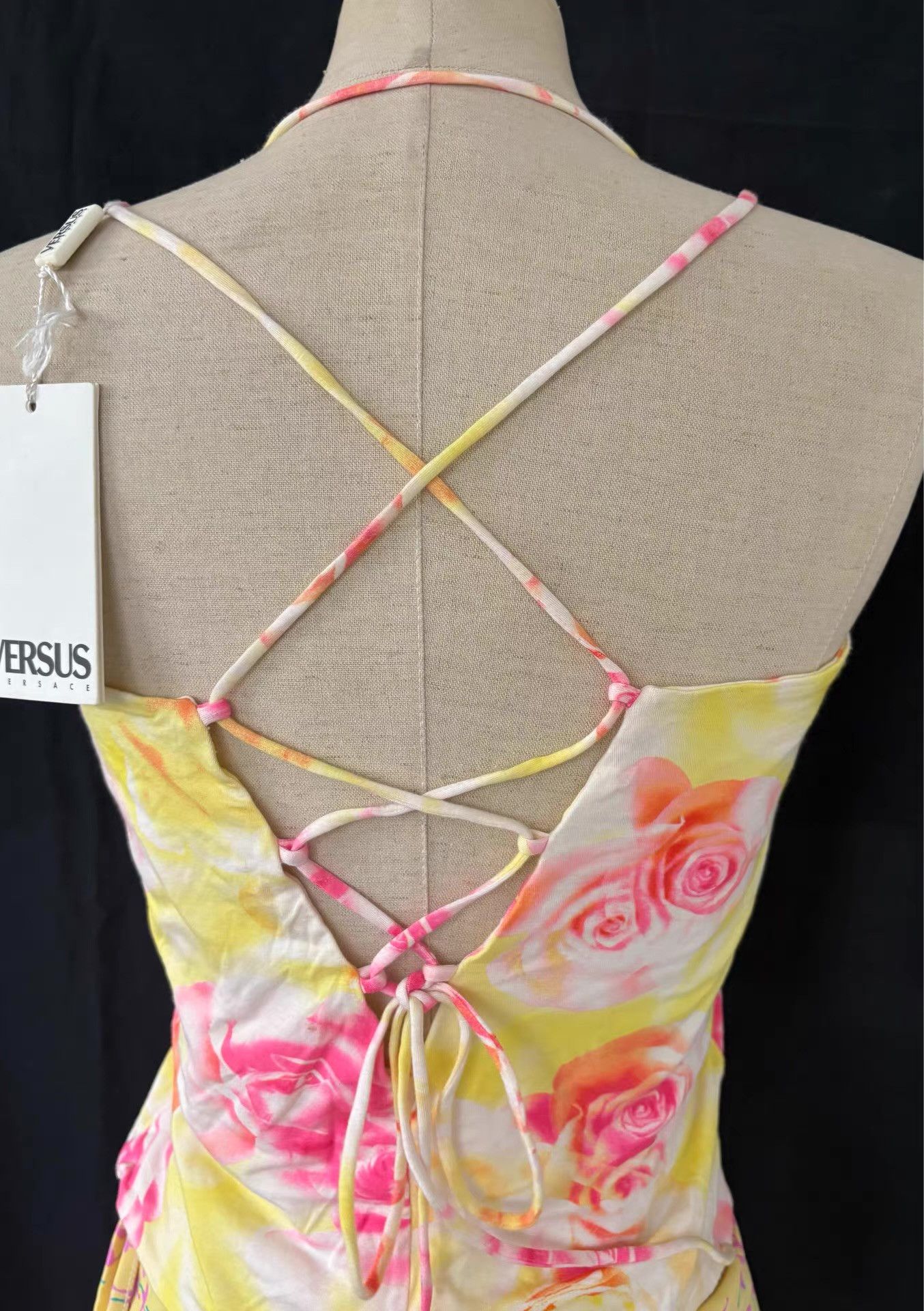 Versace Versus Versace Women's Rose Print Camisole Ｑ21 Size L / US 10 / IT 46 - 5 Thumbnail