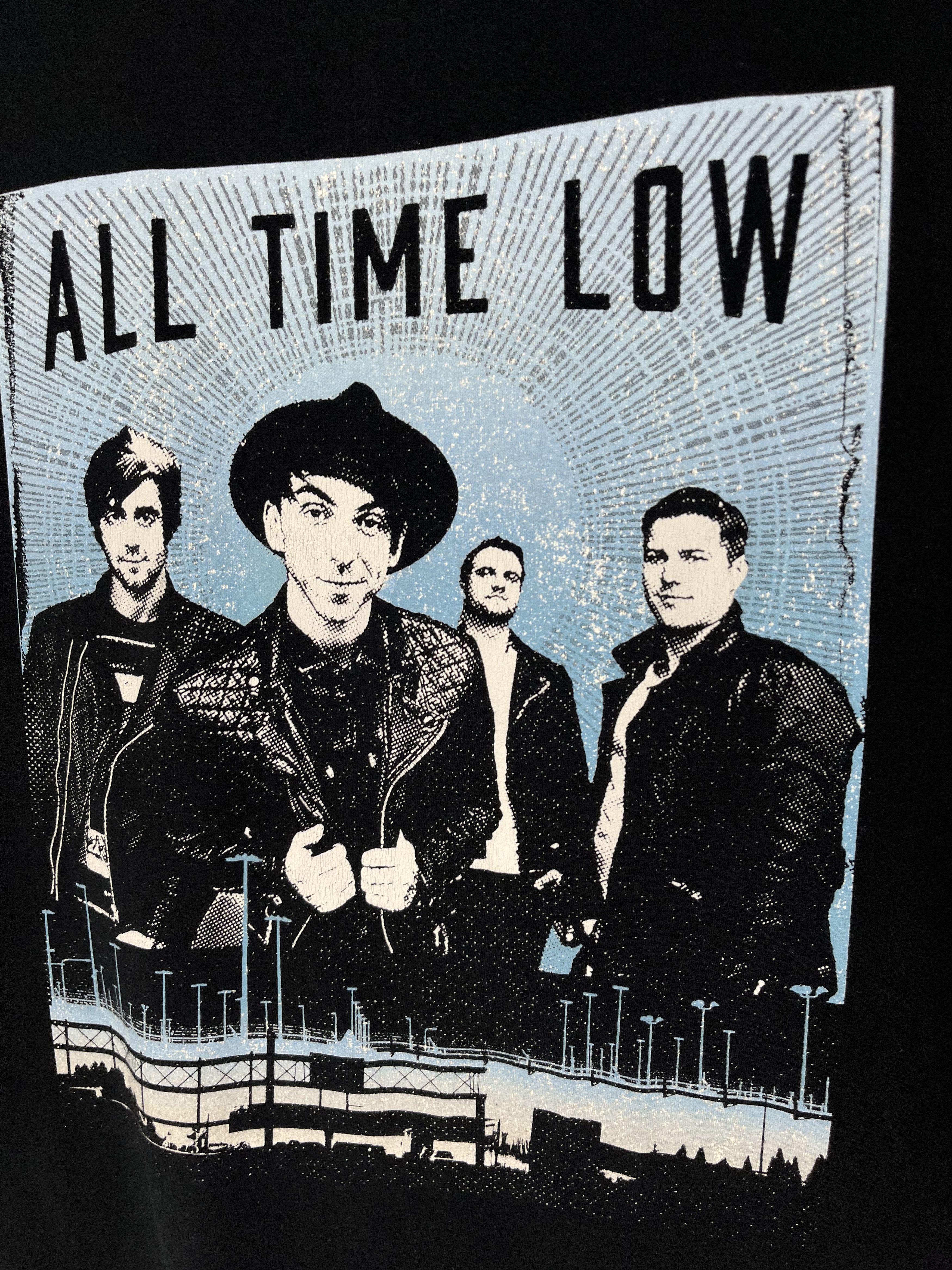 Band Tees Vintage Y2K All Time Low tour 2006-2008 Band Tee Size US M / EU 48-50 / 2 - 6 Thumbnail