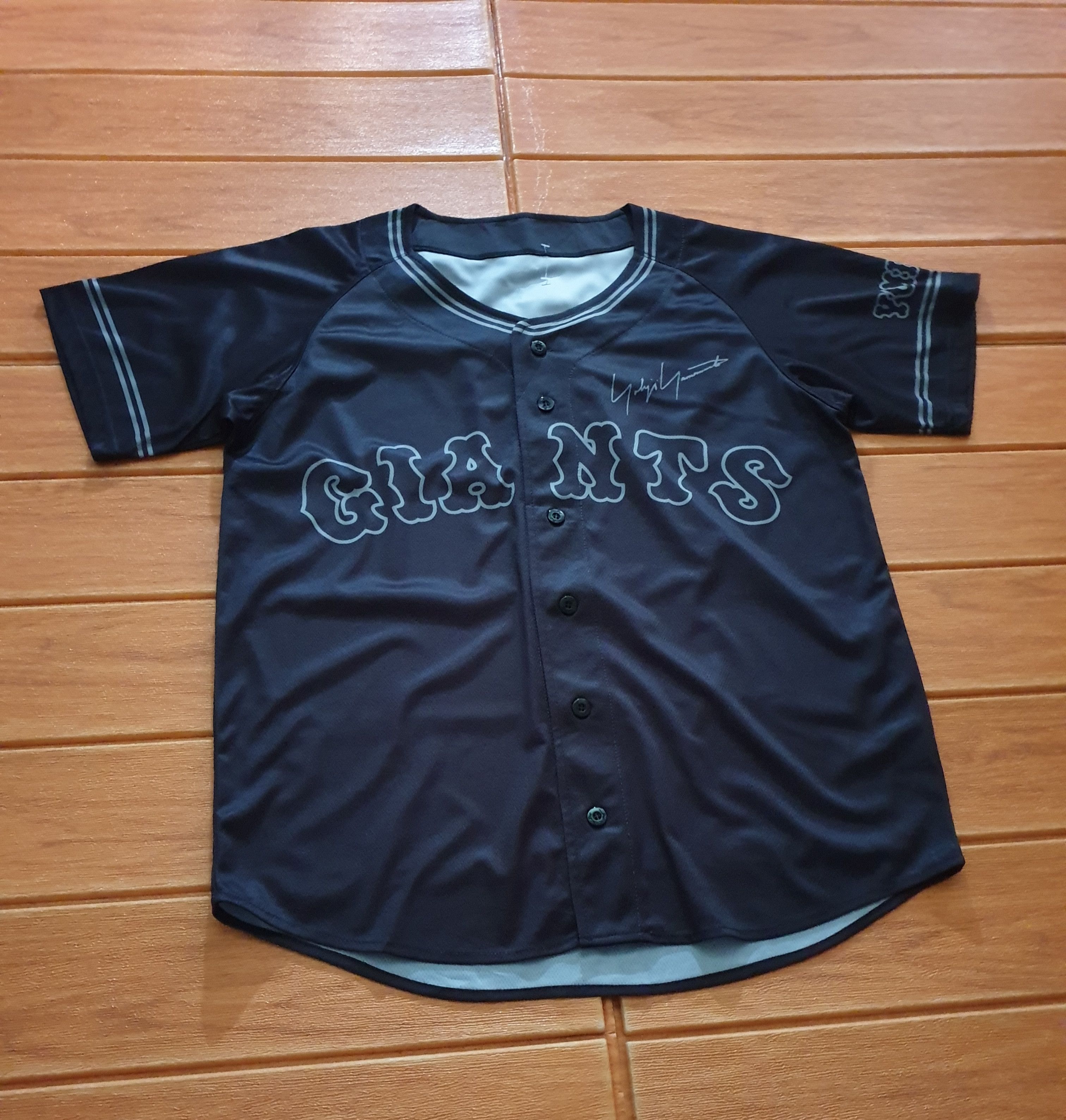 Japanese Brand Mizuno black colour shirt Size US M / EU 48-50 / 2 - 4 Thumbnail