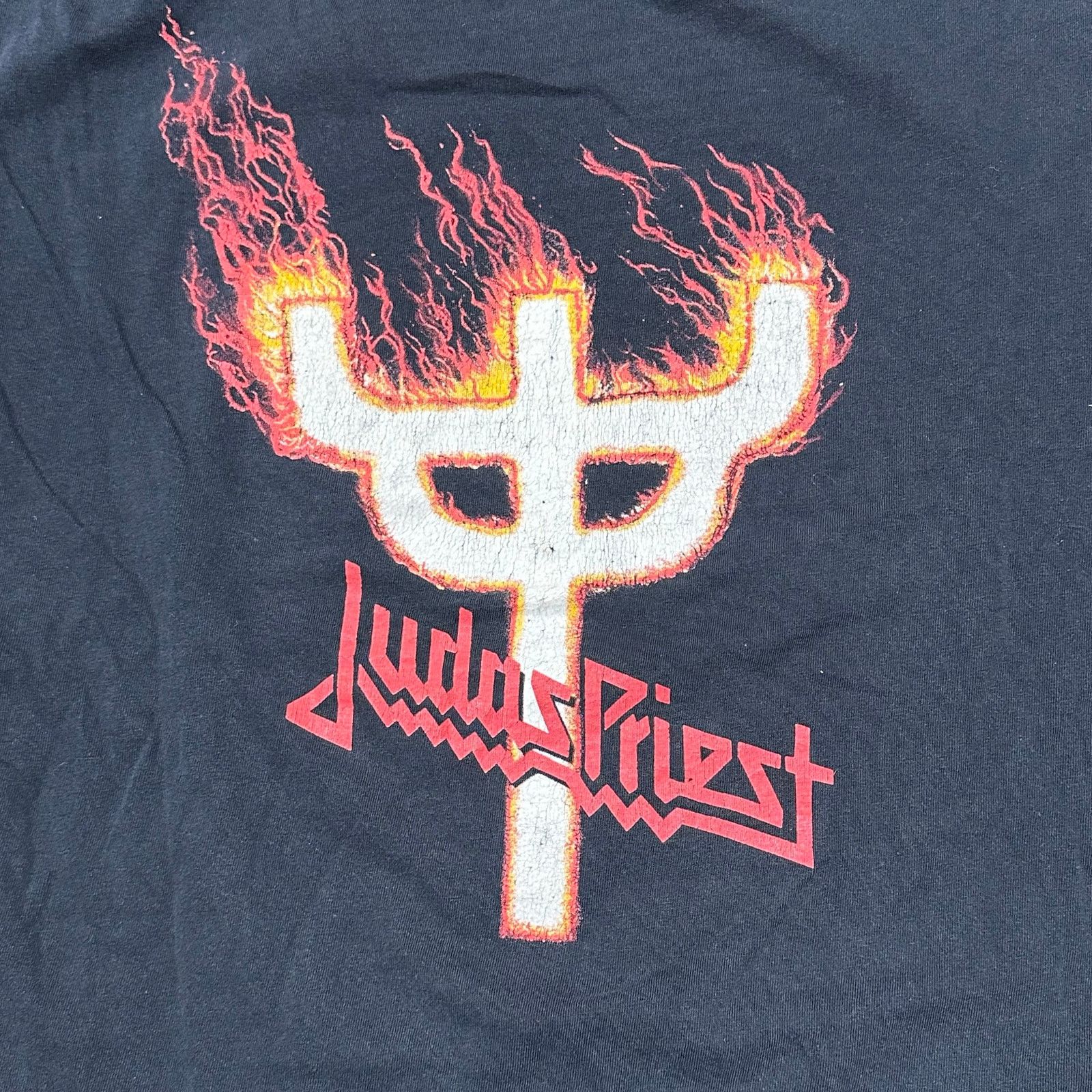 Fruit Of The Loom Vintage Y2K Judas Priest Tee size Large in Men Size US L / EU 52-54 / 3 - 5 Thumbnail