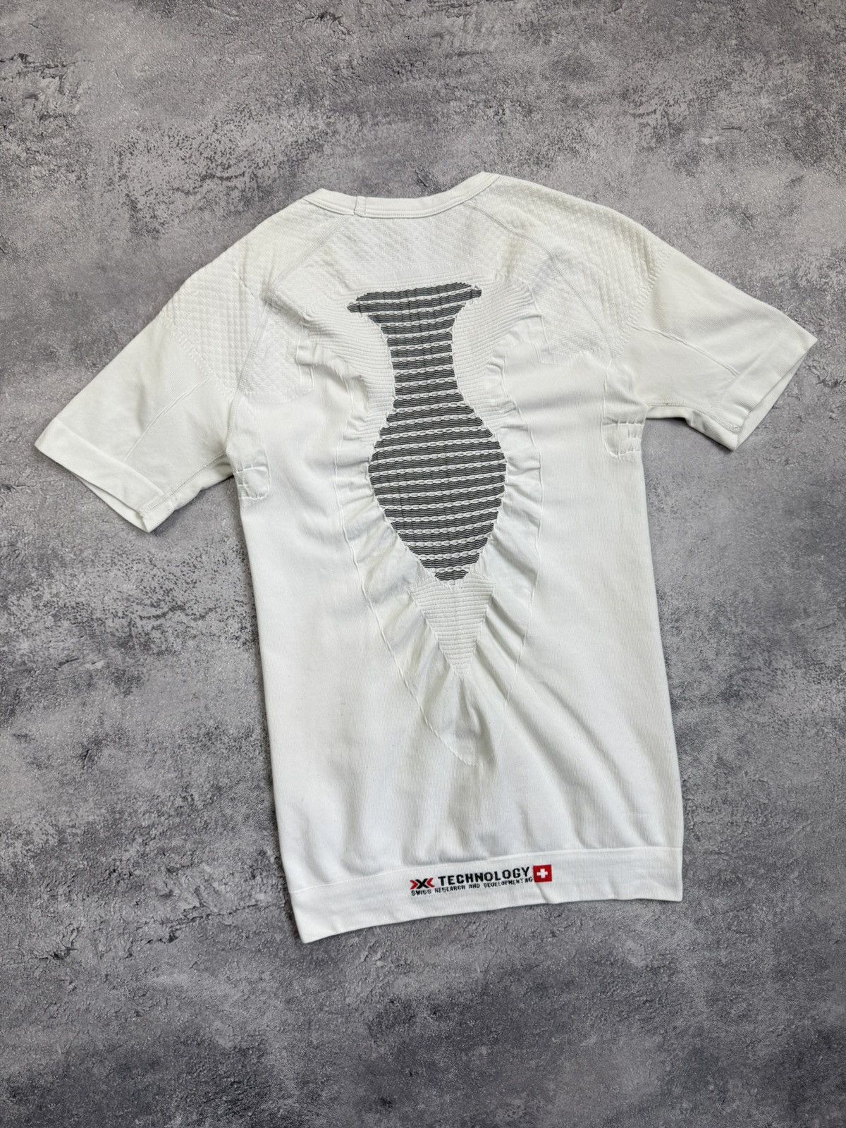 Sports Specialties X-Bionic Thermal Compression T-Shirt White Tee Size L-XL Size L / US 10 / IT 46 - 12 Thumbnail