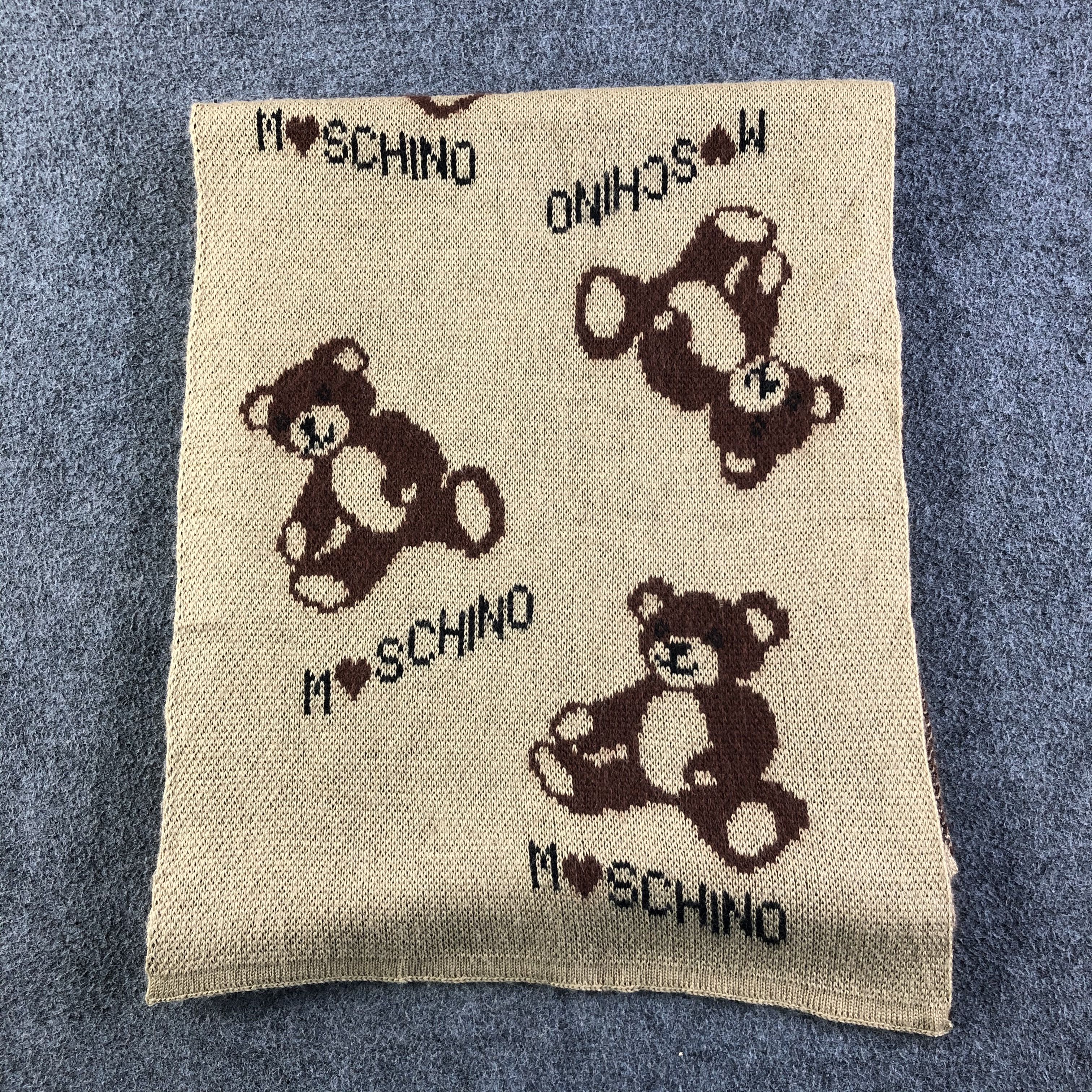 Vintage Vintage Moschino Scarf / Muffler / Neckwear Size ONE SIZE - 2 Thumbnail