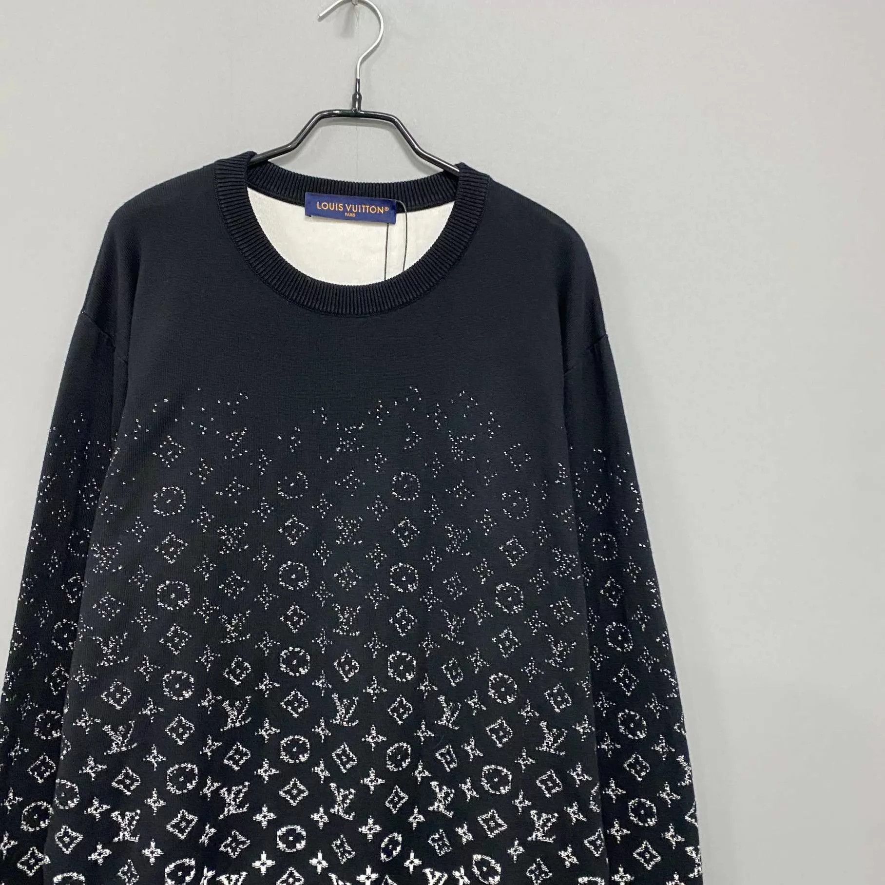 Louis Vuitton LV Monogram Gradient AOP Sweatshirt 99 New L Size US L / EU 52-54 / 3 - 2 Thumbnail