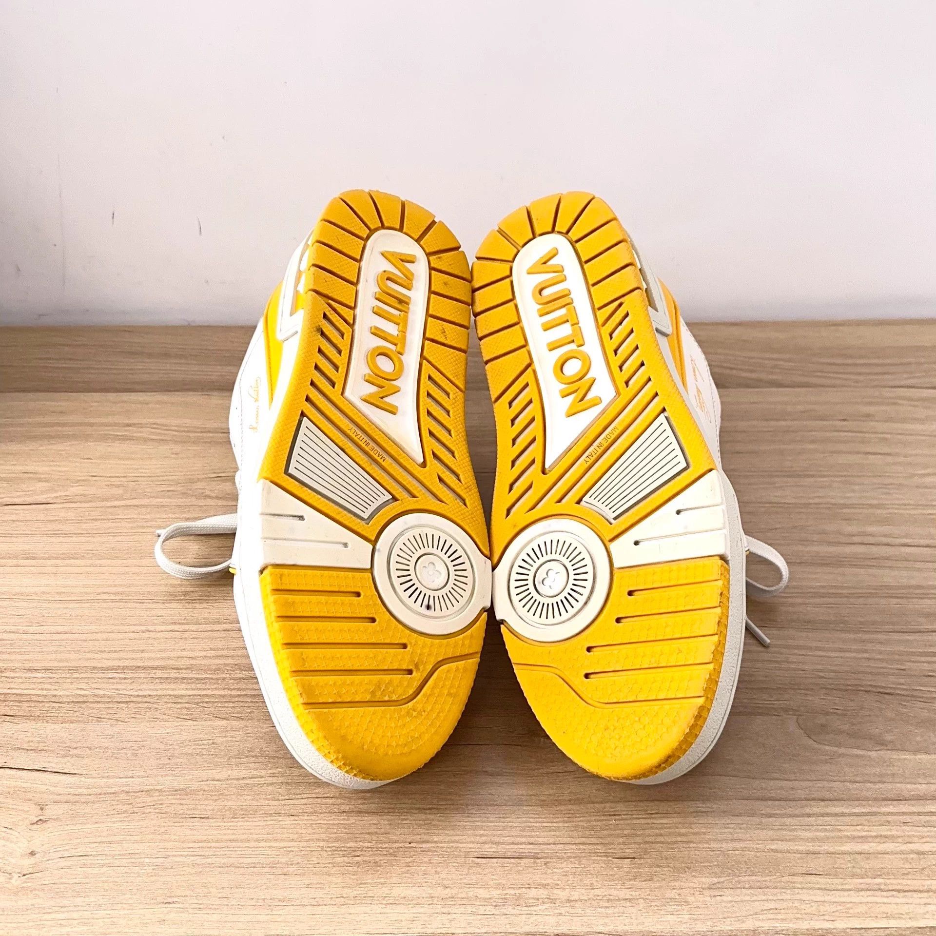 Louis Vuitton LV Trainer 37.5 Size US 6.5 / IT 36.5 - 4 Thumbnail
