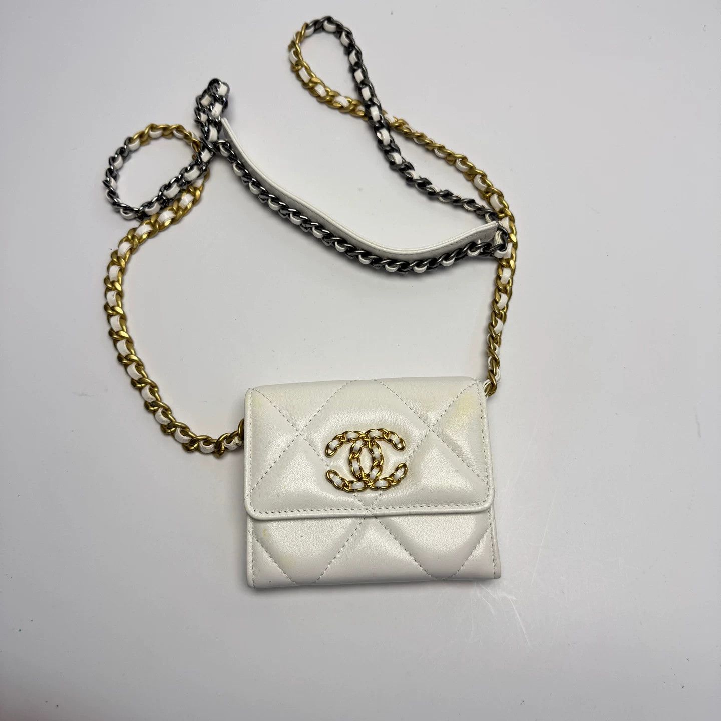 Chanel Pre-loved Bag Very good condition Size ONE SIZE - 1 Thumbnail