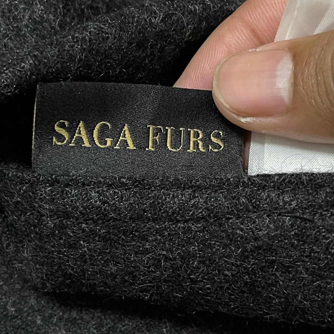 Sagafurs Archive Rare Saga Fox Furs Capes Cashmere 100% Size US L / EU 52-54 / 3 - 8 Thumbnail