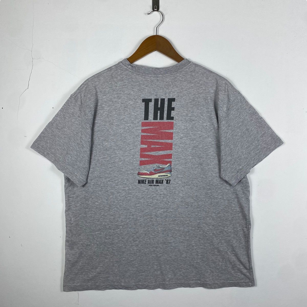 Nike × Vintage Vintage 00's NIKE AIR MAX '87 The Max Shoe Graphic Tee Large Size US L / EU 52-54 / 3 - 4 Thumbnail