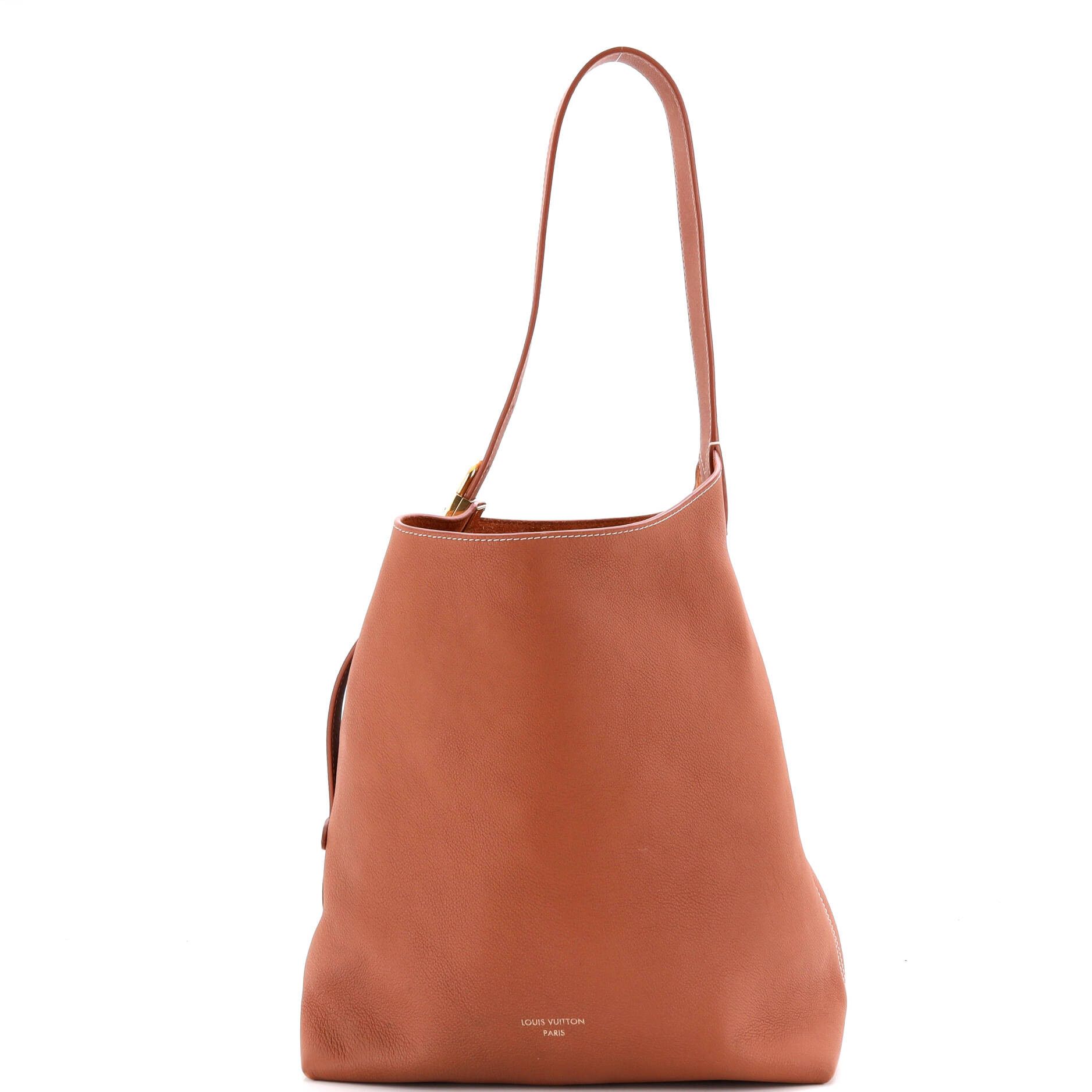 Louis Vuitton Low Key Hobo Size ONE SIZE - 1 Thumbnail
