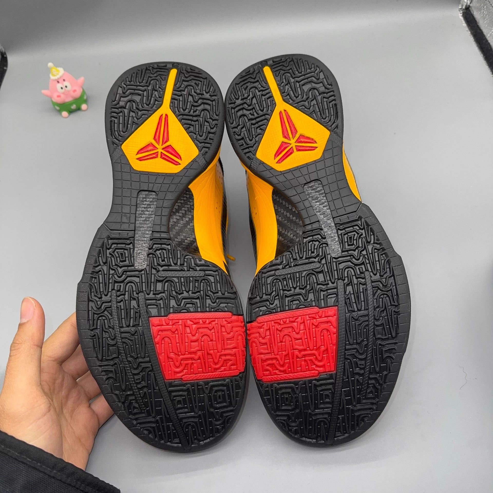 Nike Nike Kobe 5 Protro Dragon Yellow Black 43 Size US 10 / EU 43 - 4 Thumbnail