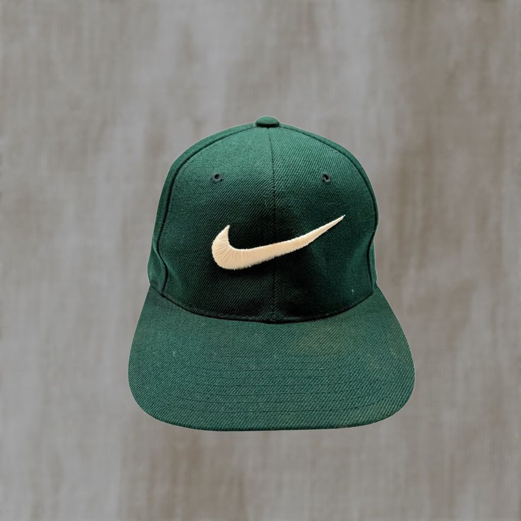 Nike VINTAGE Nike Baseball Cap Unisex Green Embroidered Swoosh OSFM Size ONE SIZE - 1 Thumbnail
