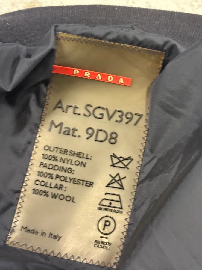 Prada 2000s Prada Linea Rossa Navy Nylon Logo Windbreaker Jacket Size US M / EU 48-50 / 2 - 9 Thumbnail