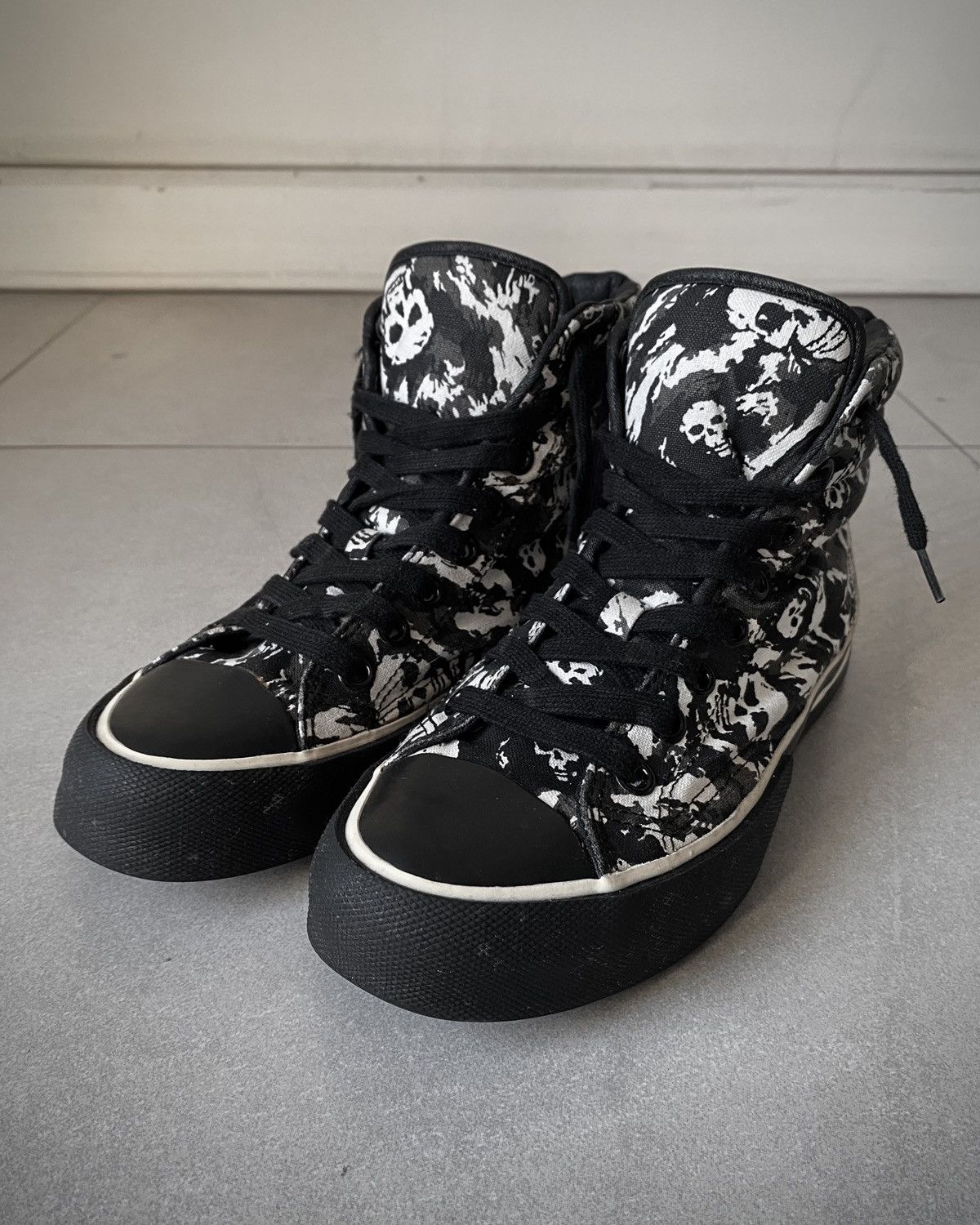 Number (N)ine Number (N)ine SS01 "Time Migration" Skull High Top Size US 5 / EU 37 - 1 Thumbnail