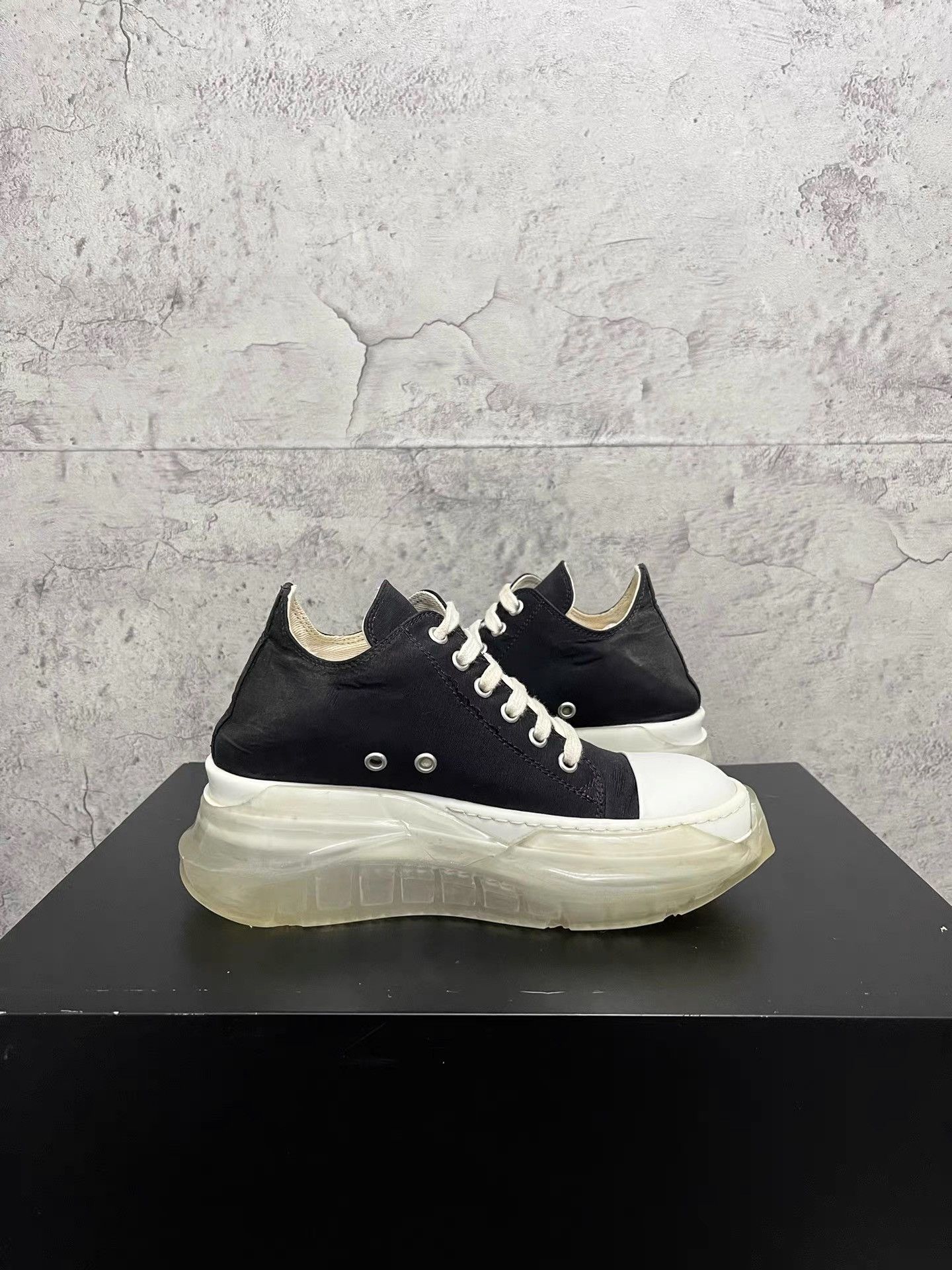 Rick Owens Rick Owens Thick Sole Sneakers K34 Size US 6 / IT 36 - 5 Thumbnail