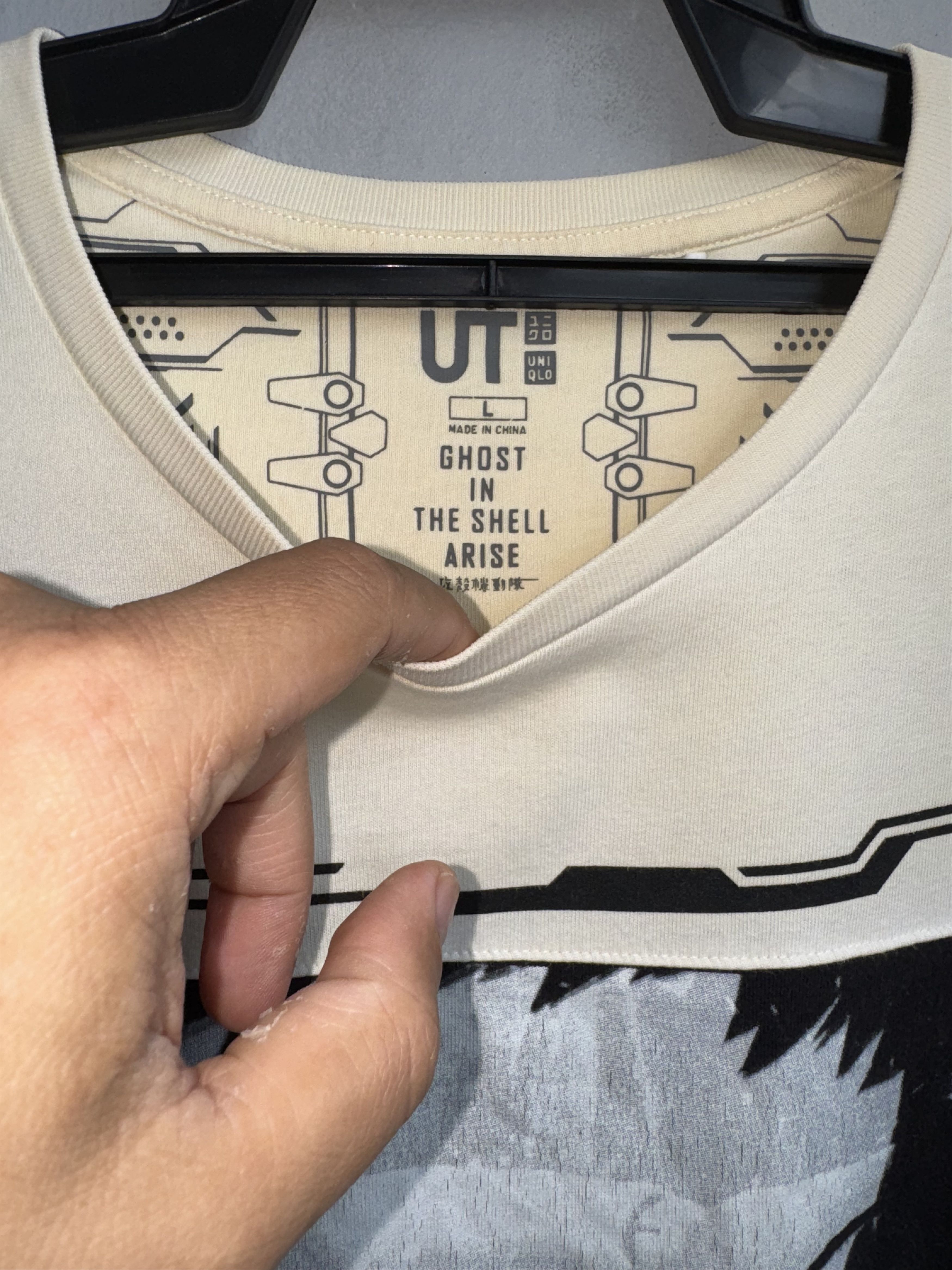 Uniqlo Ghost In The Shell Uniqlo Shirt Size US L / EU 52-54 / 3 - 7 Thumbnail