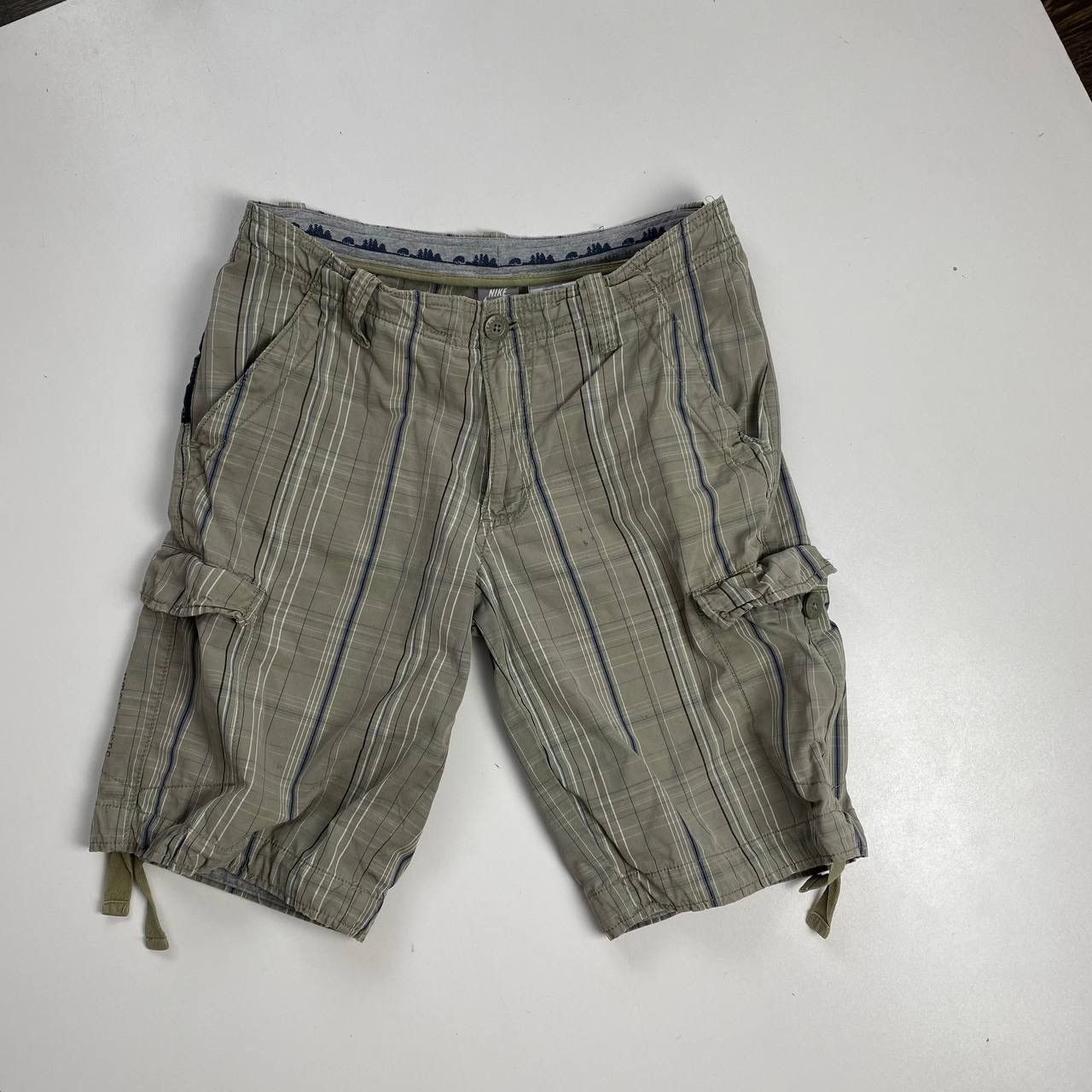 Nike Nike vintage cargo short Size:30 Size US 30 / EU 46 - 1 Thumbnail
