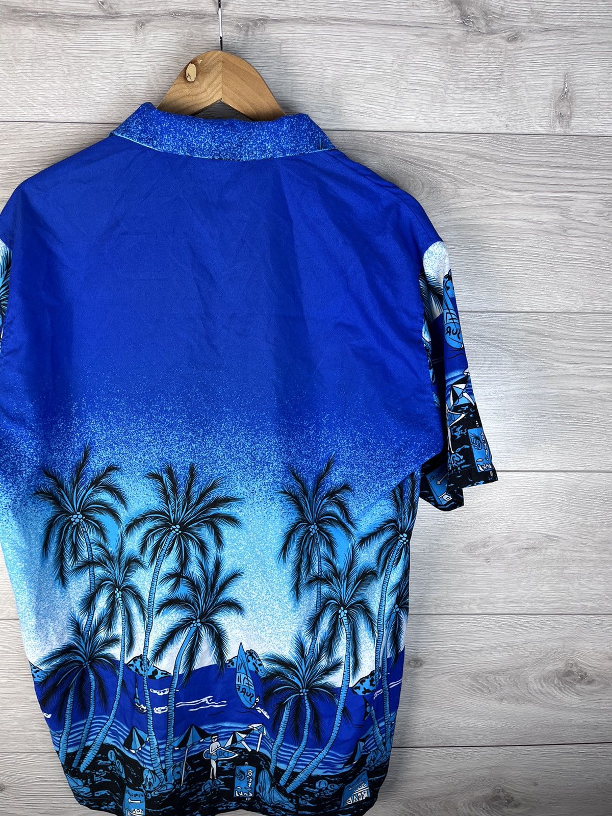Other Men’s Crazy shirt size L Size US L / EU 52-54 / 3 - 10 Thumbnail