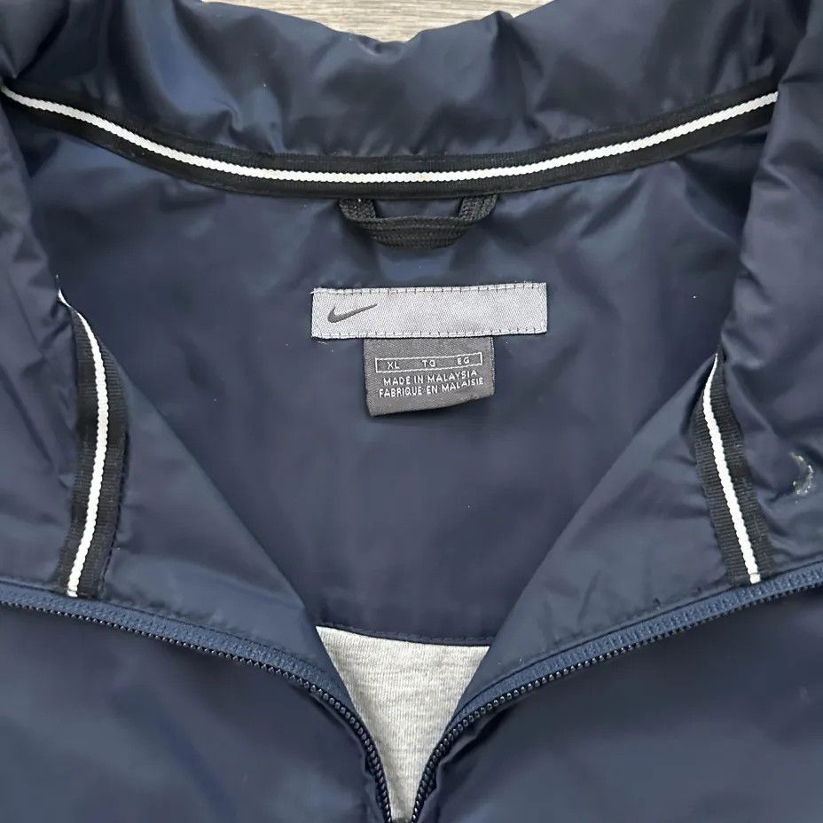 Nike Vintage Nike Gray Tag Track Jacket Size XL Size US XL / EU 56 / 4 - 4 Thumbnail