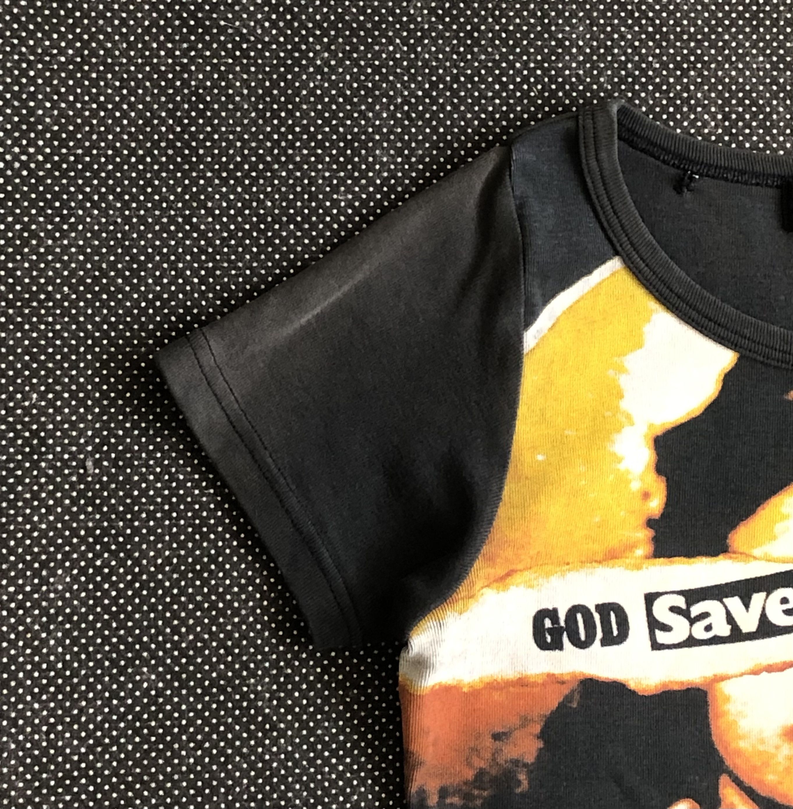 Hysteric Glamour RARE🔥VINTAGE 90’S HYSTERIC GOD SAVE THE SURF AOP TEE Size XXS / US 00 / IT 34 - 5 Thumbnail