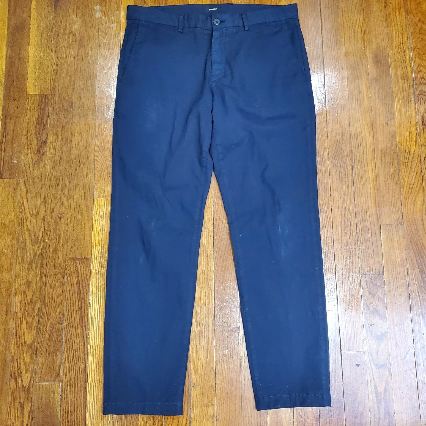 Theory VINTAGE? No. Size US 33 - 4 Thumbnail