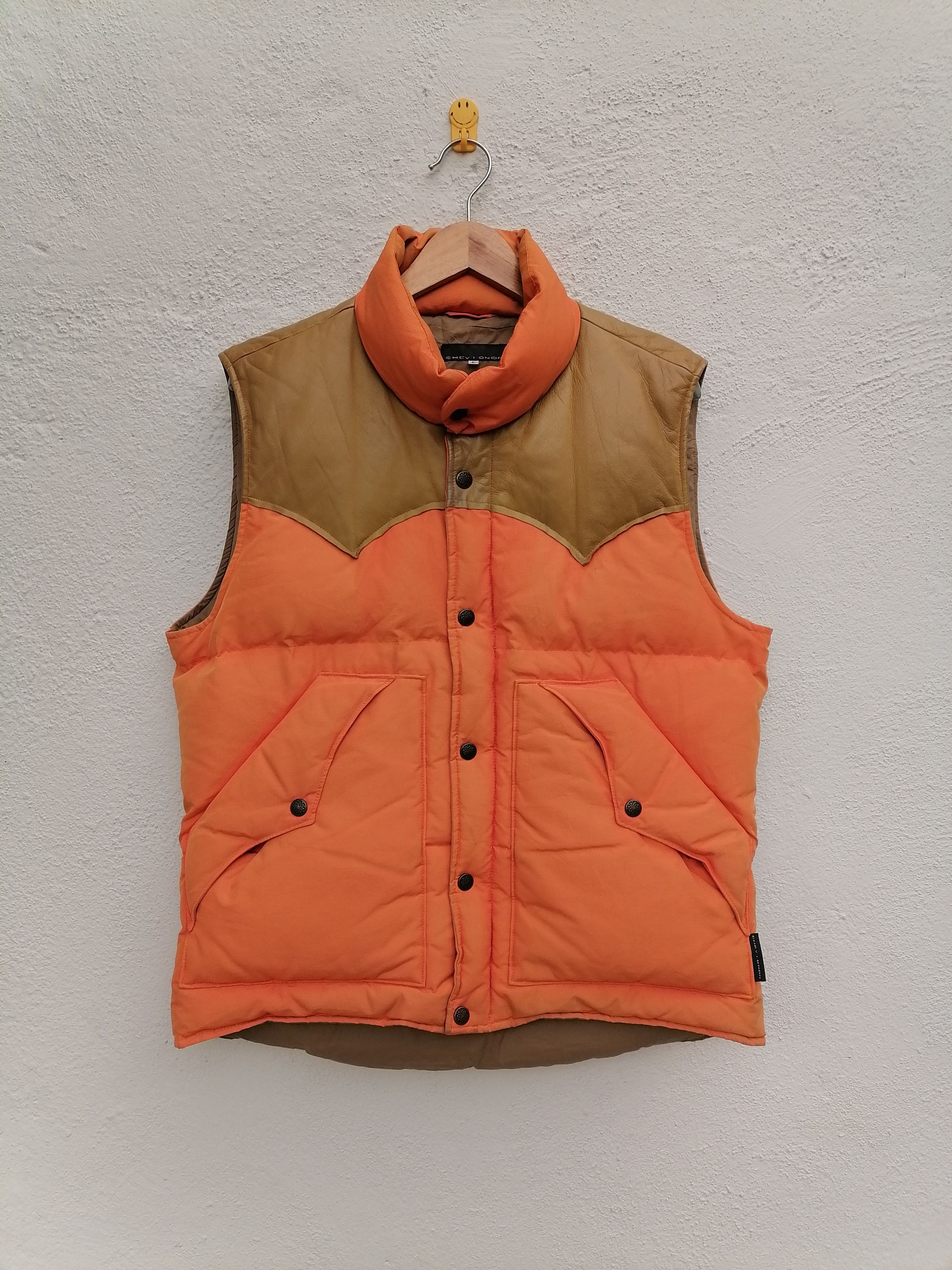 Chevignon × Vintage Vintage Chevignon Two Tone Puffer Vest Size US L / EU 52-54 / 3 - 1 Thumbnail