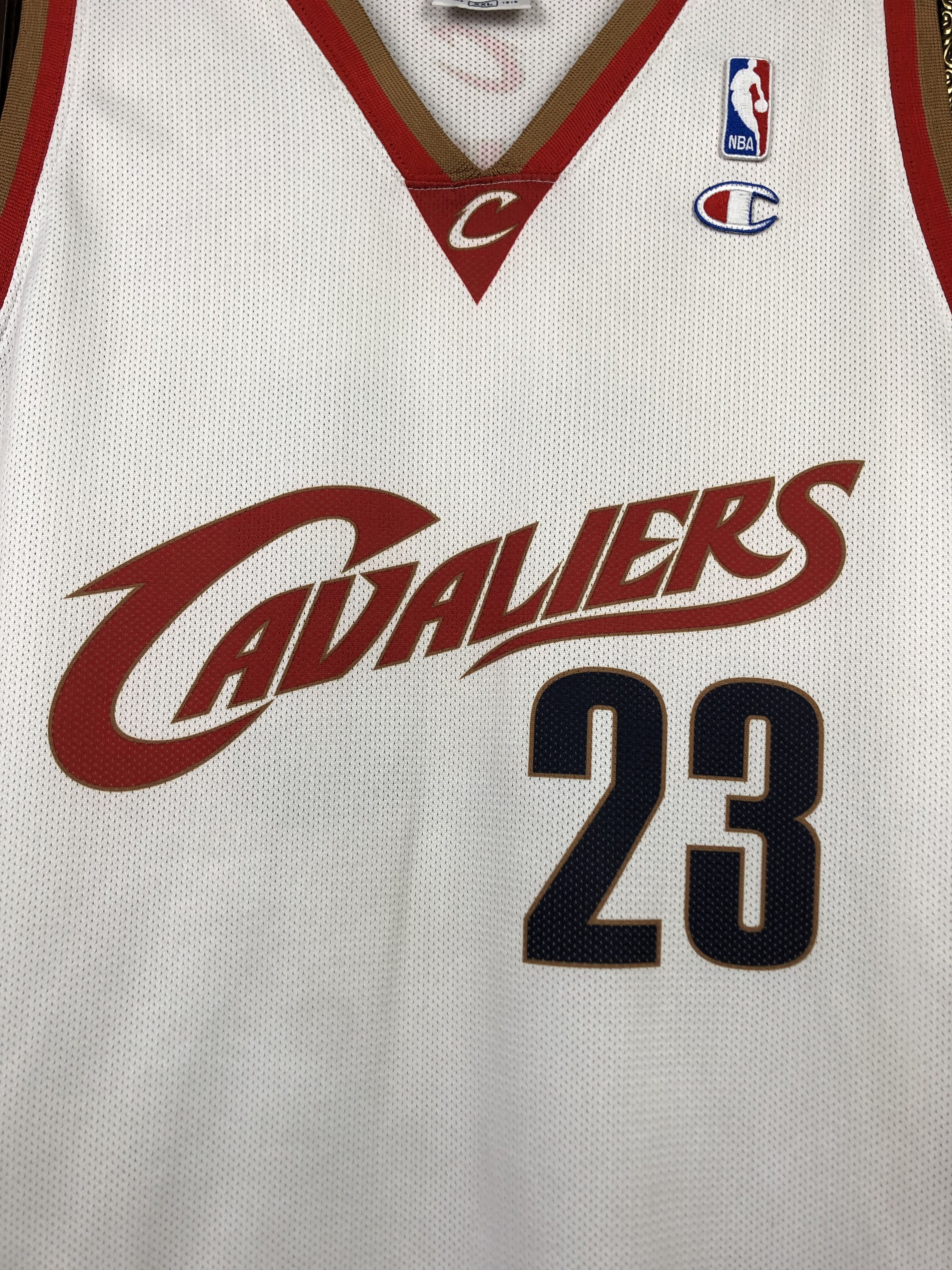 Champion Vintage Cleveland Cavaliers #23 James LeBron Jersey Tee Hype Size US XXL / EU 58 / 5 - 3 Thumbnail