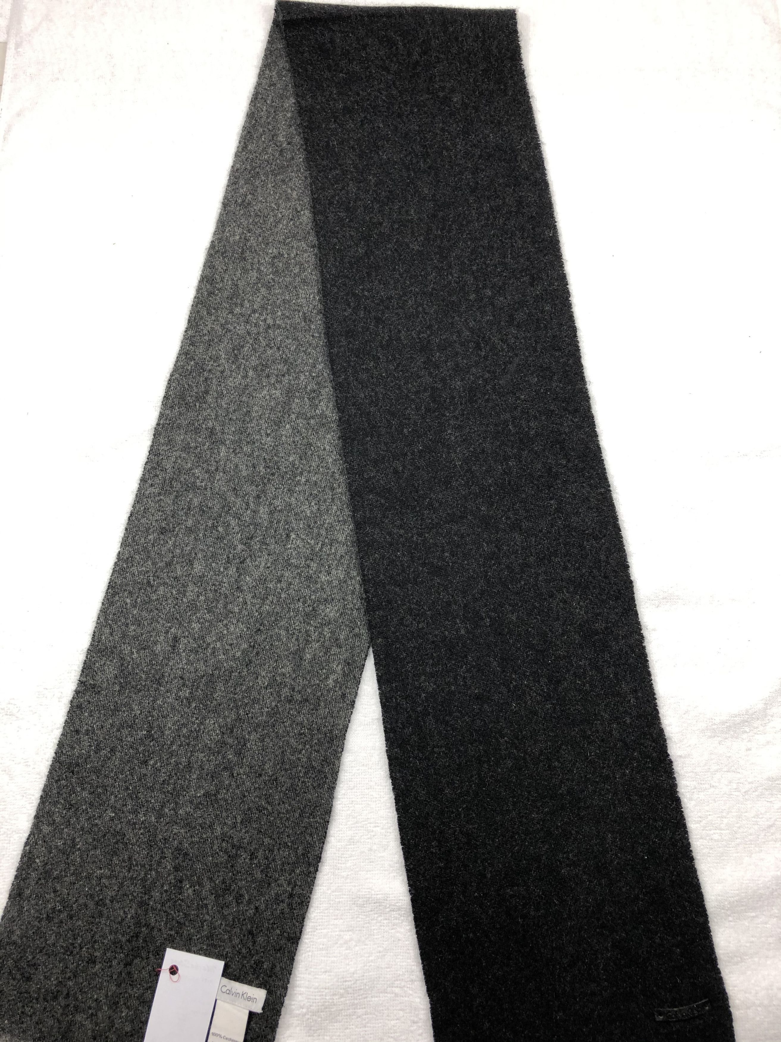 Calvin Klein Calvin Klein Scarf / Muffler / Neckwear Cashmere Size ONE SIZE - 3 Thumbnail
