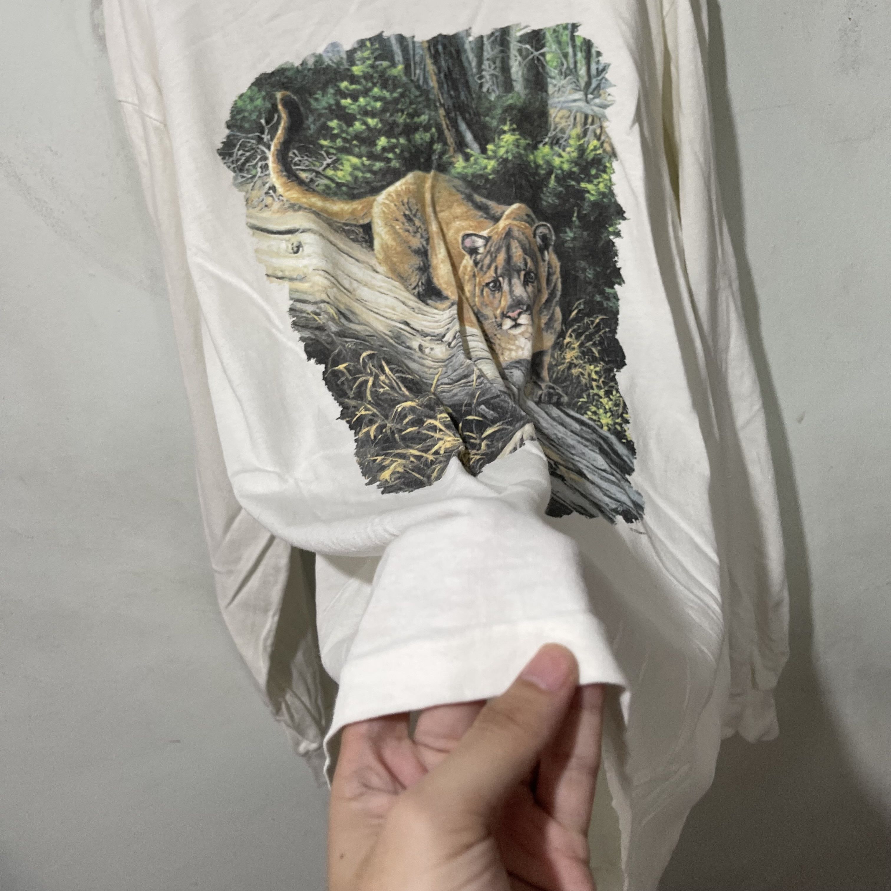 Vintage Vintage 90's Human-i-Tees Cougar Mountain Lion Shirt Size US L / EU 52-54 / 3 - 5 Thumbnail
