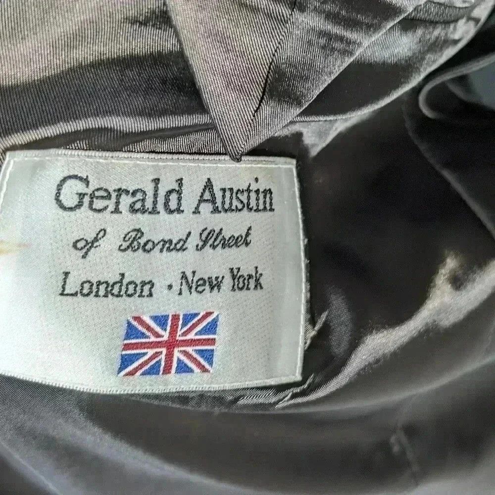 Vintage Gerald Austin of Bond St wool blend suit 44L / 38 W neutral Size 44L - 4 Thumbnail