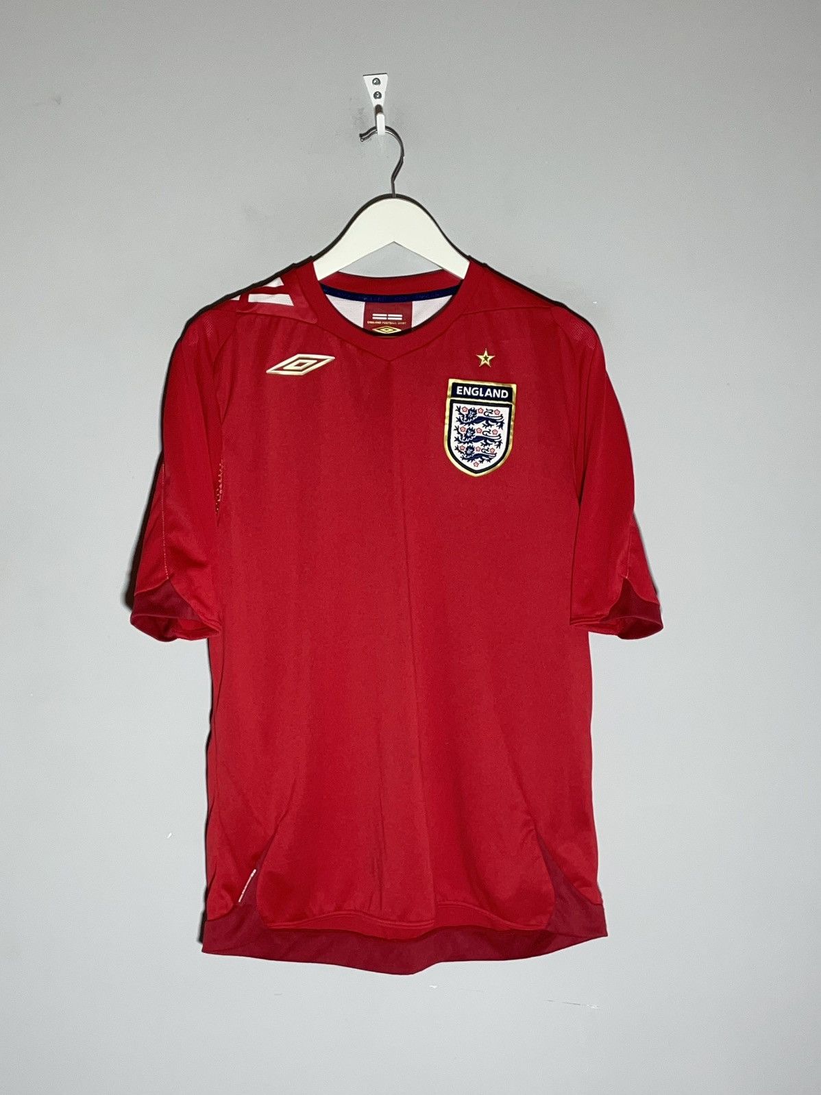 Umbro National Team England Umbro 2006 Away Vintage Football Shirt Size US L / EU 52-54 / 3 - 1 Thumbnail