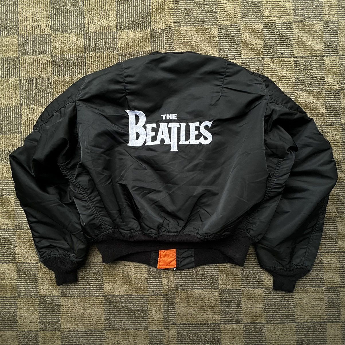 Vintage Vintage Y2k The Beatles Logo Embroidered Bomber Nylon Jacket Size US S / EU 44-46 / 1 - 8 Thumbnail