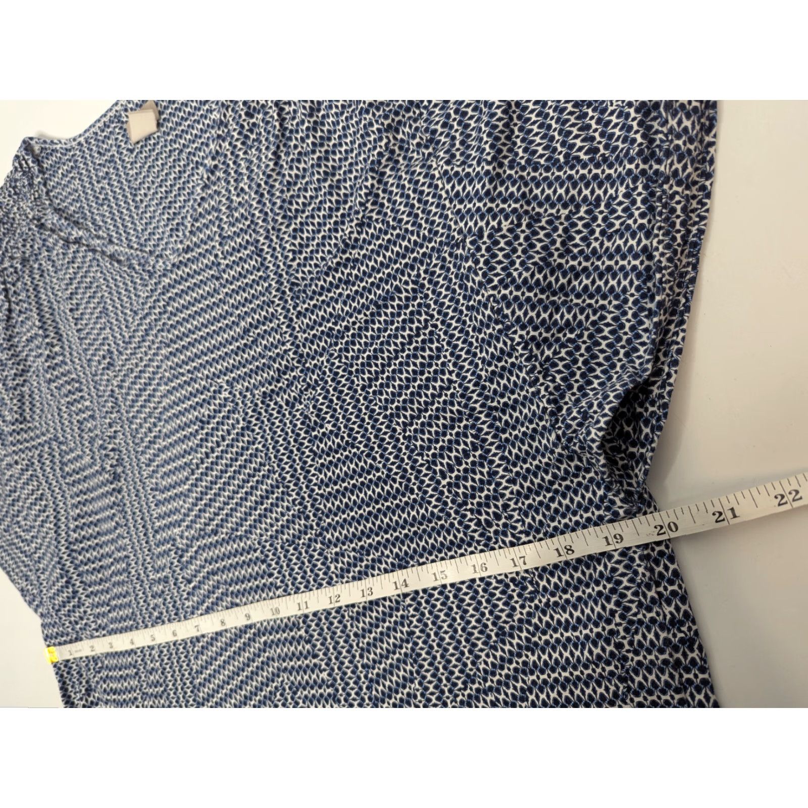 Vintage CHICO'S Shirt Geometric Blue V-Neck Flutter Sleeve Pullover Knit Top L Women's Regular Size L Size L / US 10 / IT 46 - 4 Thumbnail