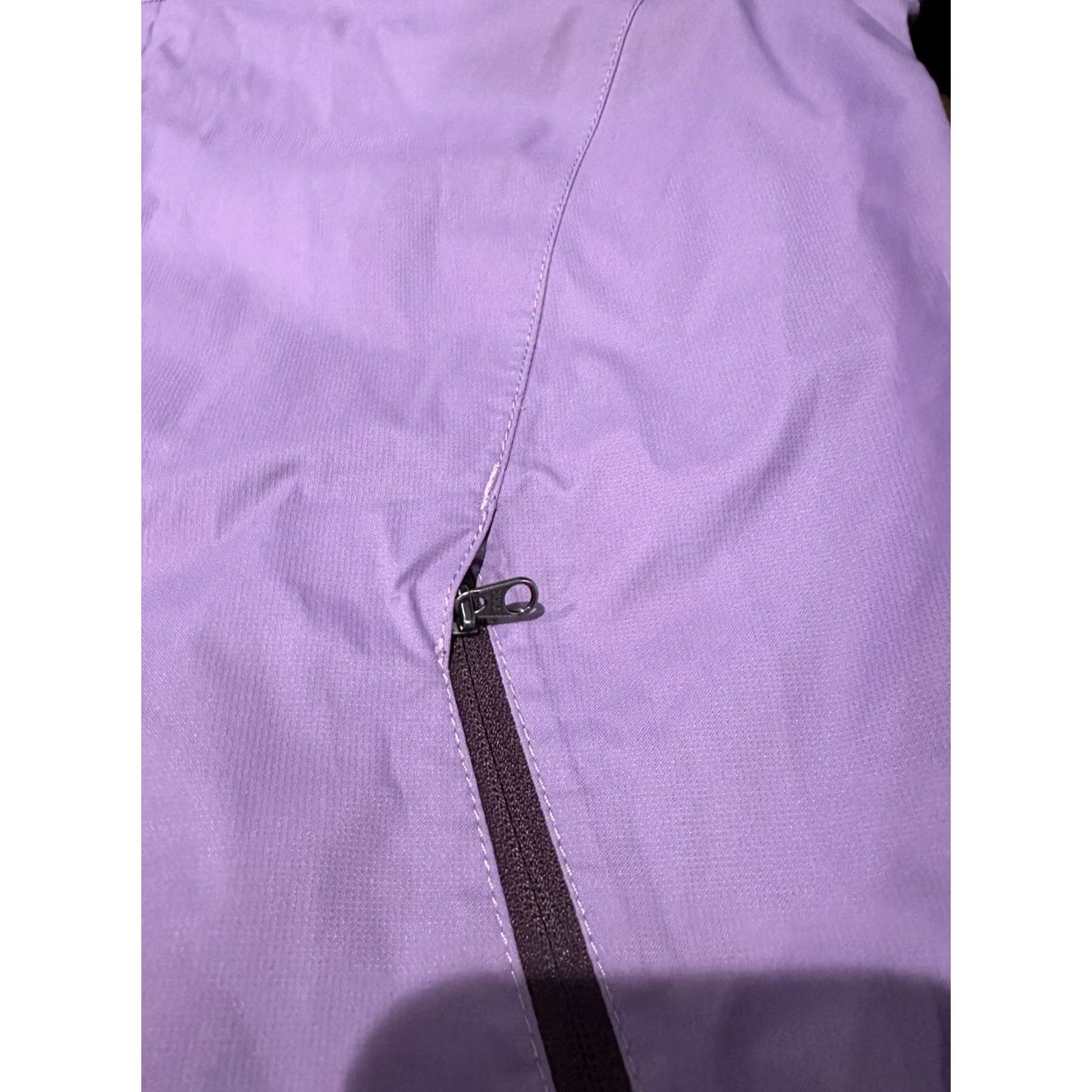 The North Face VINTAGE? The North Face DryVent Women's Purple Zip Hooded Long Sleeve Rain Jacket Sz S Size S / US 4 / IT 40 - 5 Thumbnail