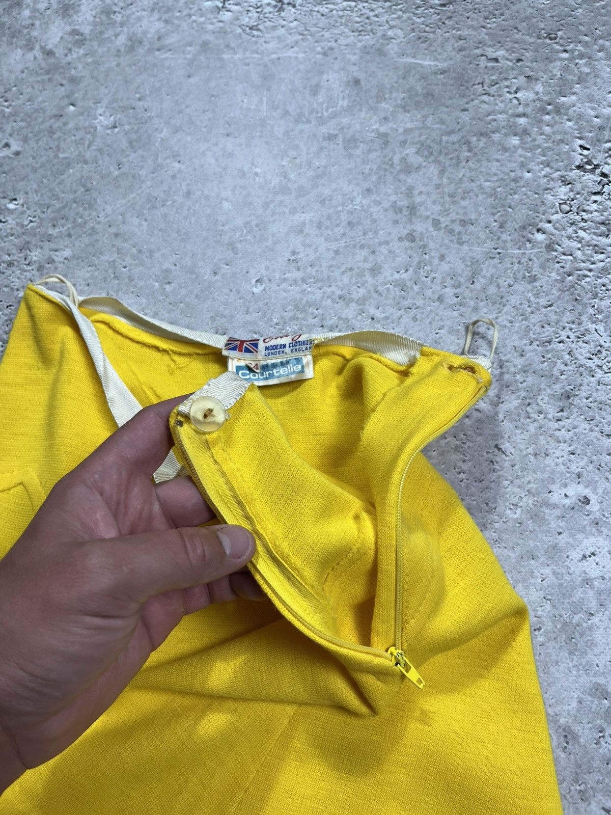 Vintage Vintage 60s Yellow Mini Skirt Ginger London Courtelle UK 24 Size 25" / US 0 / IT 36 - 7 Thumbnail