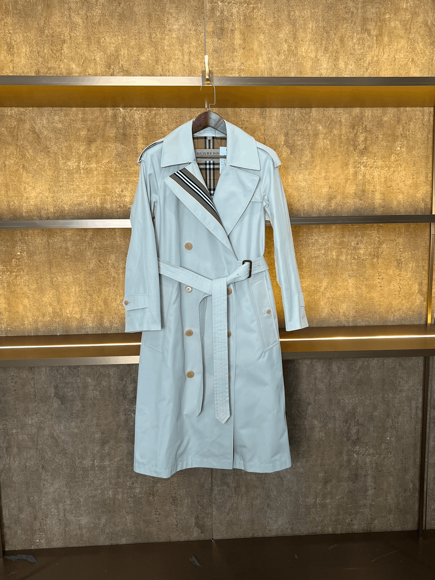 Burberry Burberry Rainbow Multi Coat L Women Size L / US 10 / IT 46 - 1 Thumbnail