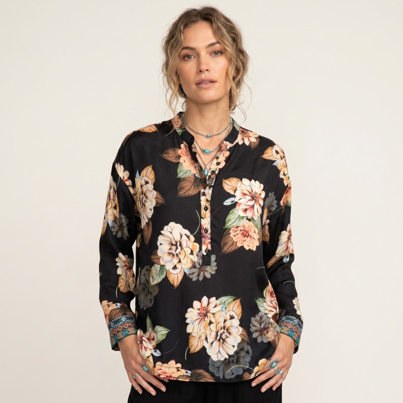 Johnny Was Johnny Was Corey Boxy Top 100% Silk Black Floral size XS Size XS / US 0-2 / IT 36-38 - 10 Thumbnail