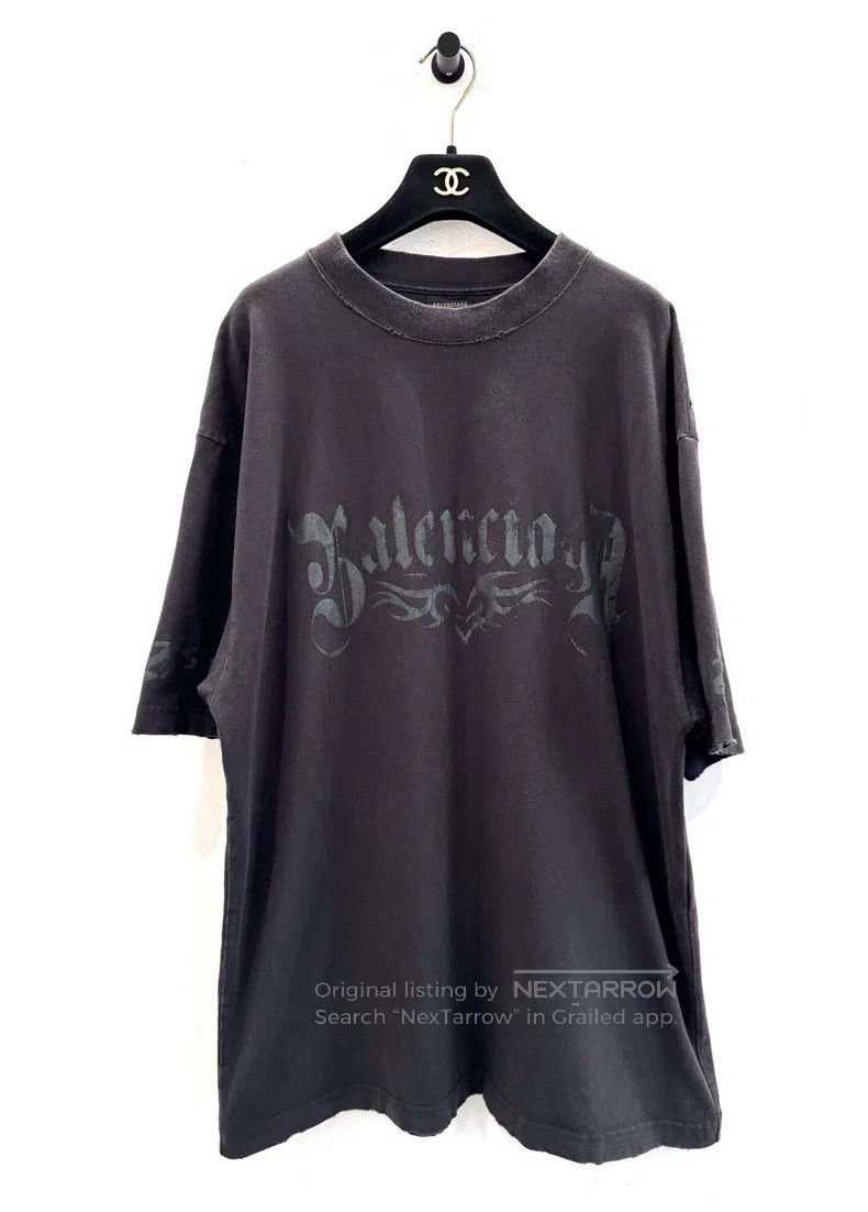 Balenciaga Balenciaga Black Gothic Sanskrit Logo Vintage Ripped Short Size US S / EU 44-46 / 1 - 1 Thumbnail