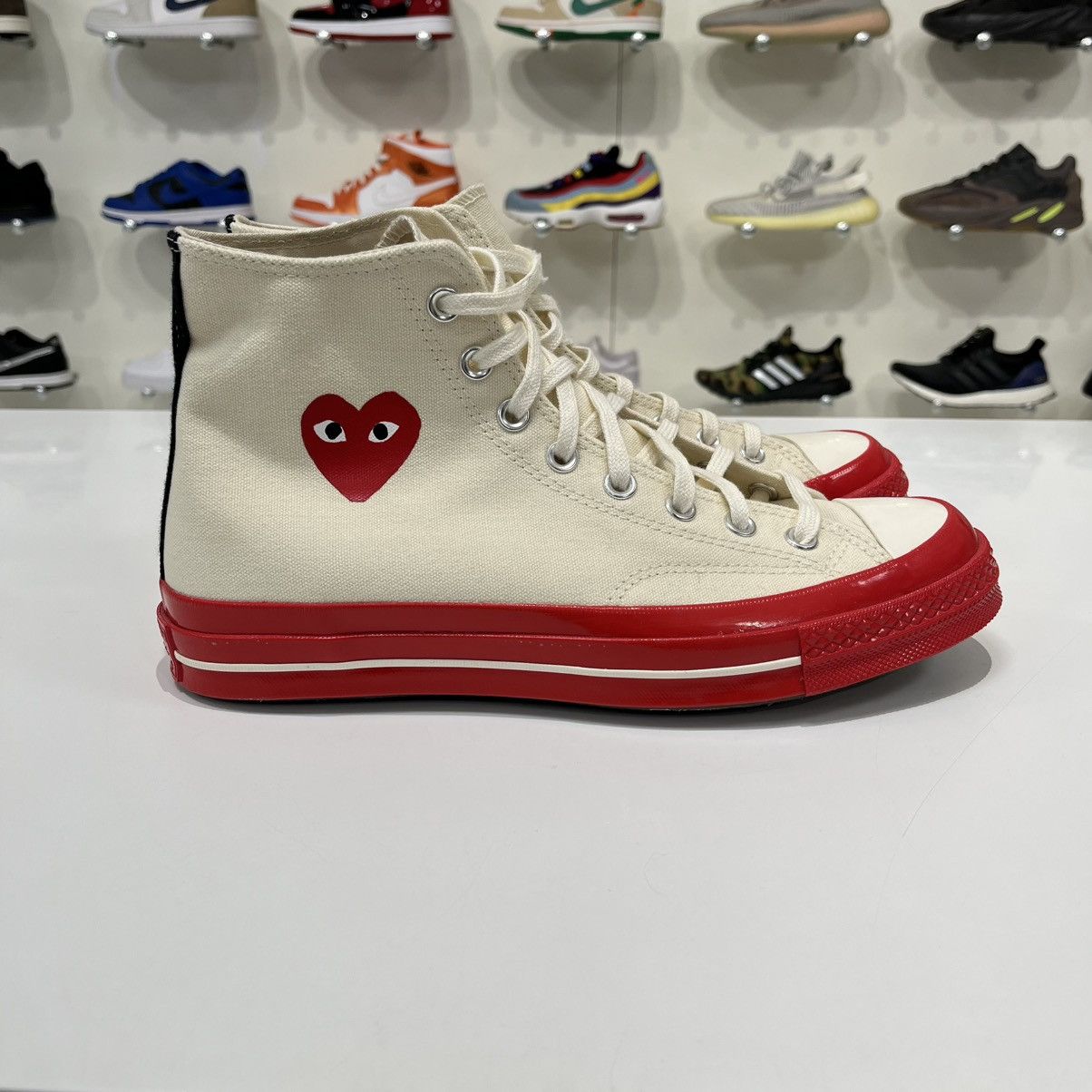 Comme des Garcons PLAY × Converse Converse Chuck Taylor All Star 70 Hi x CDG Play Red Midsole Size US 9 / EU 42 - 6 Thumbnail