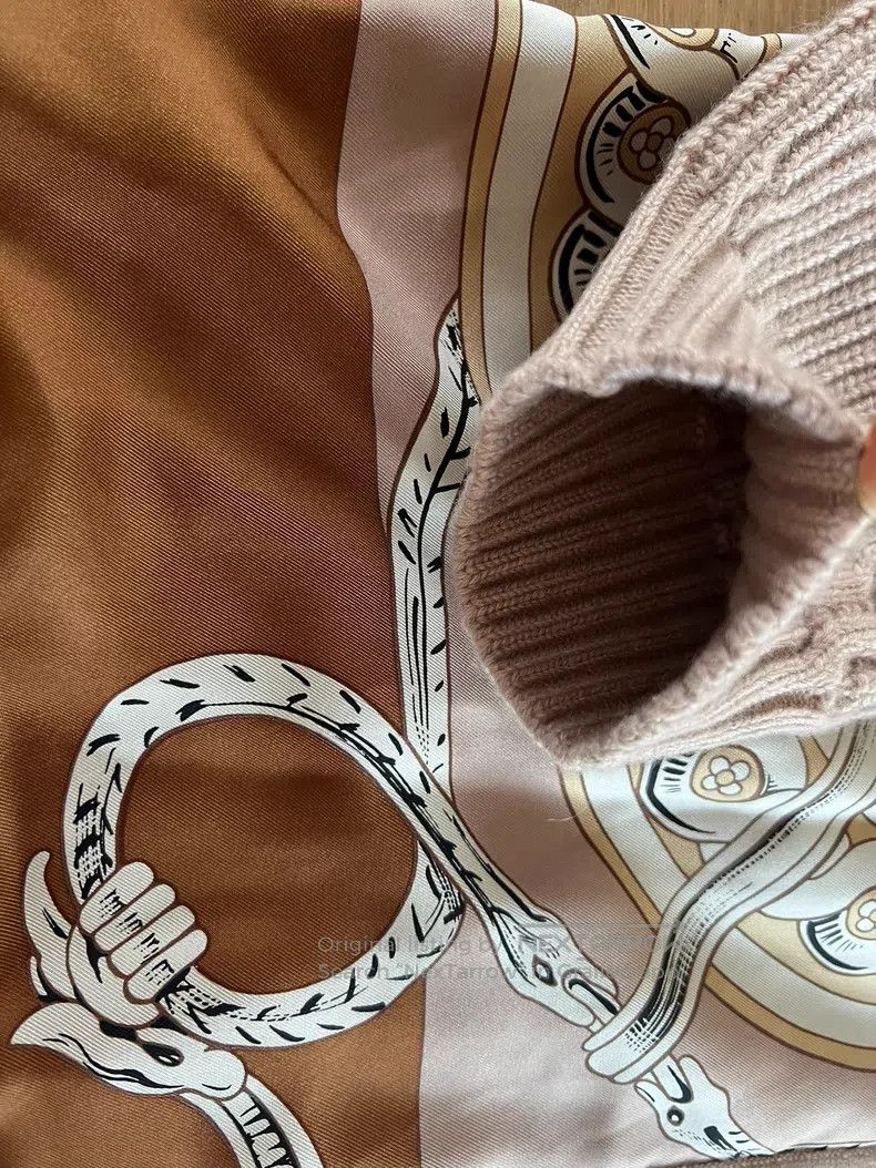 Hermes Hermes Milk tea color knit floral cardigan jacket Size XS / US 0-2 / IT 36-38 - 8 Thumbnail