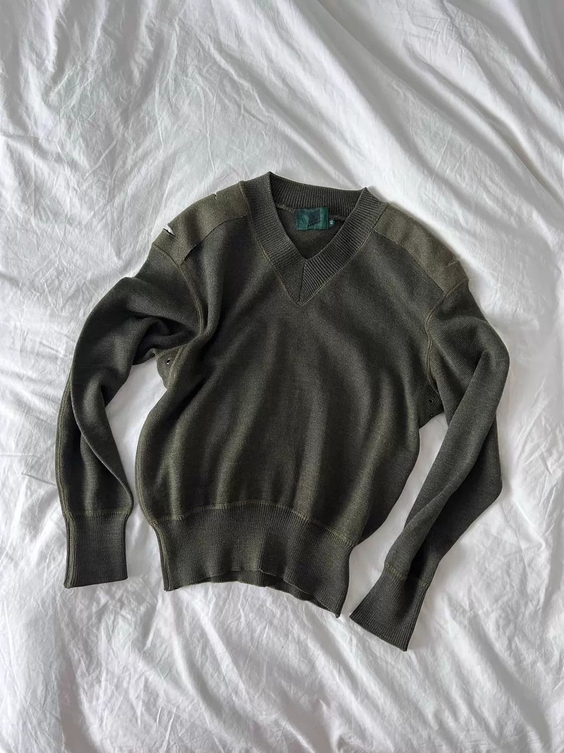 Jean Paul Gaultier Jean Paul Gaultier Vtg Pine-Green Knit Armpit Vent 46 Size US S / EU 44-46 / 1 - 1 Thumbnail