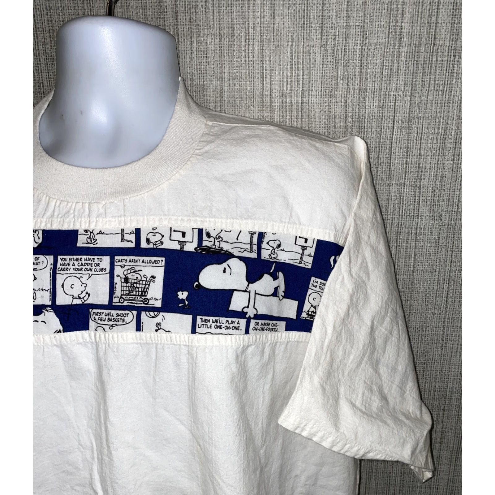 Nutmeg VINTAGE Nutmeg Mills Mens T-Shirt White Charlie Brown Short Sleeve Size M USA Made Size US M / EU 48-50 / 2 - 2 Thumbnail